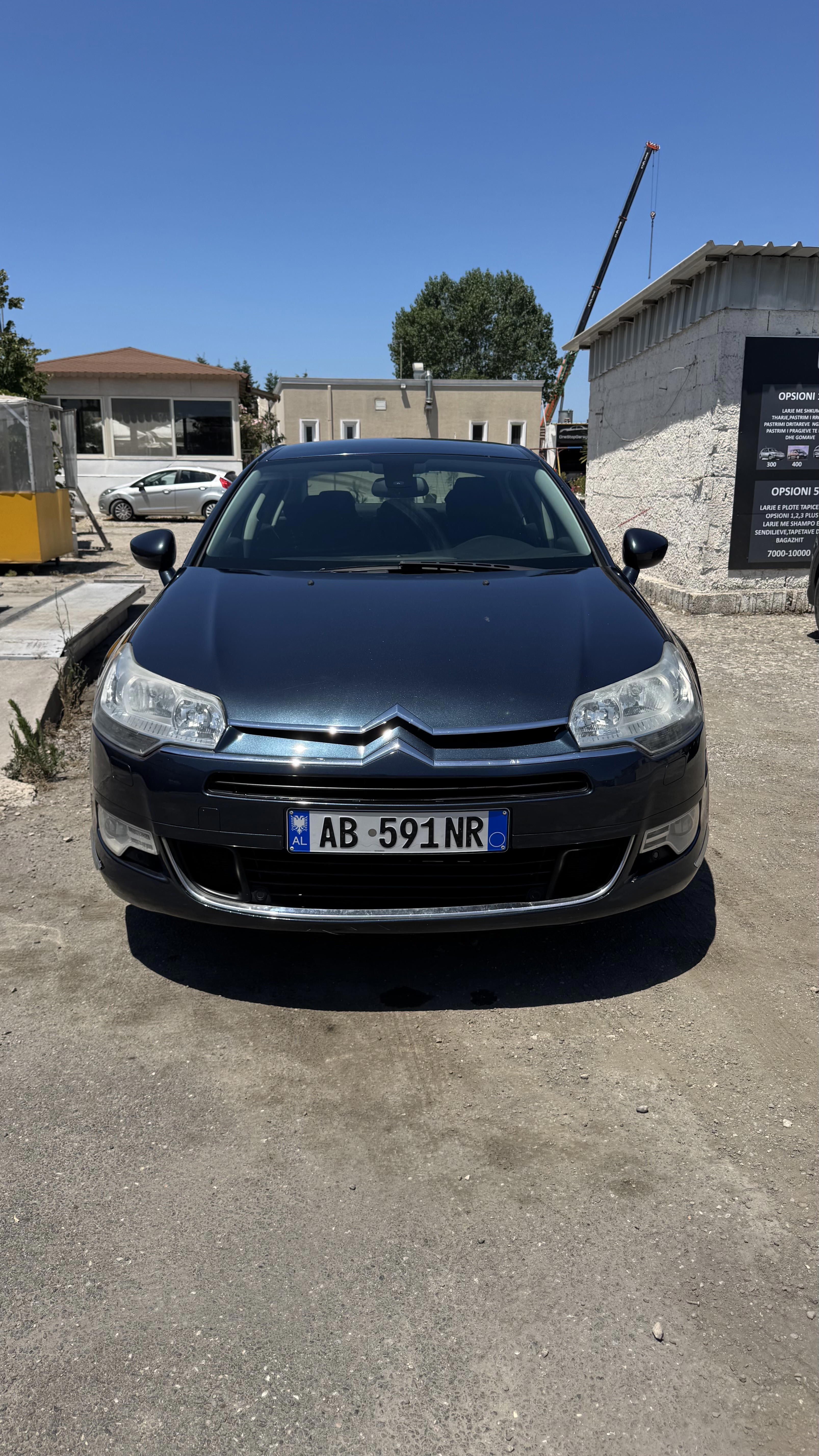 Citroen C5 X RentX Albania
