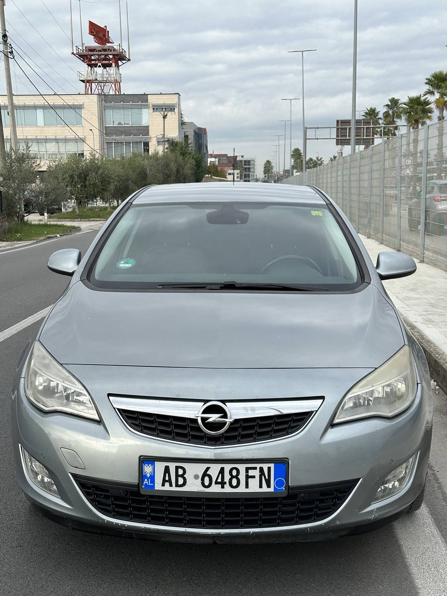 Opel Astra - main photo