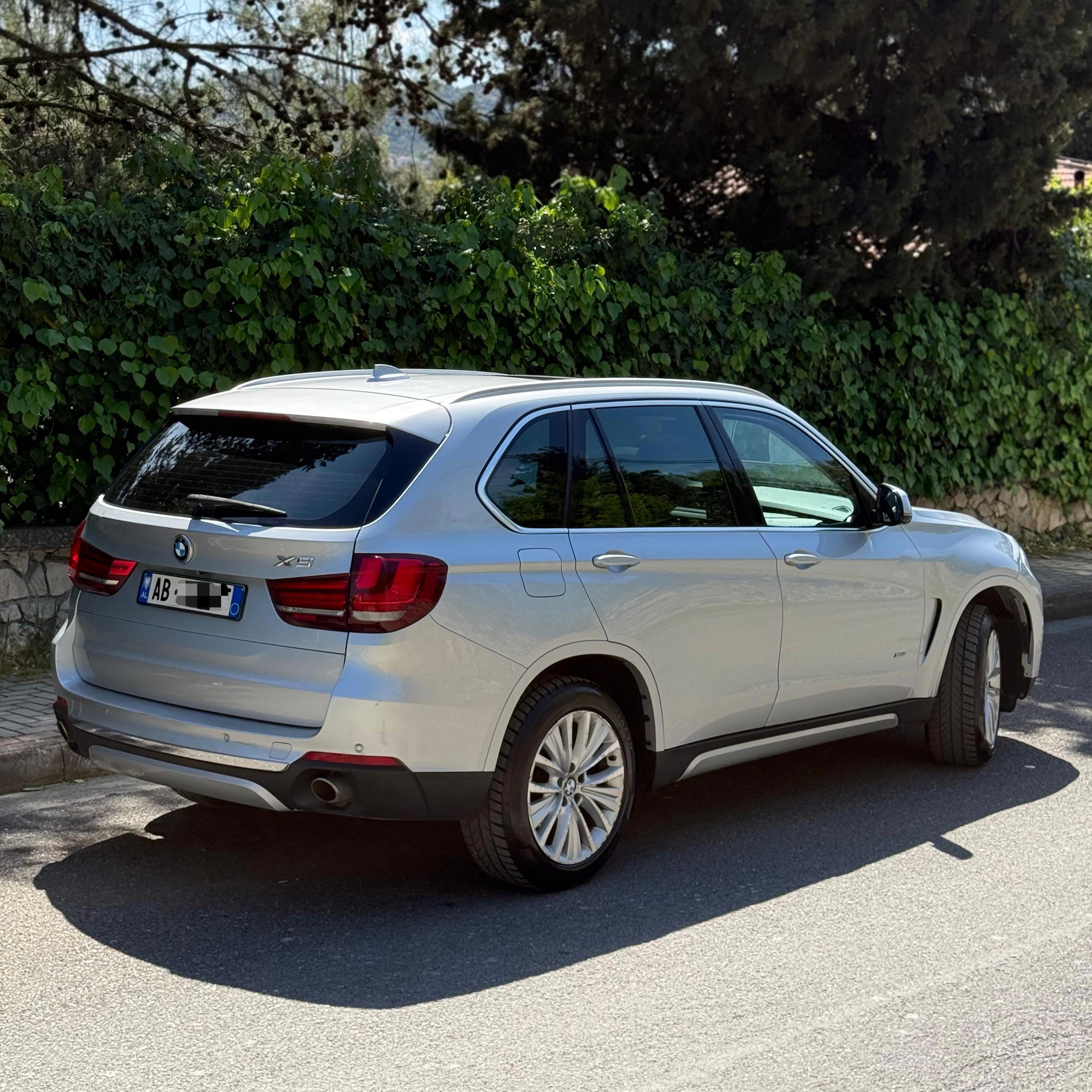BMW X5 - photo 3