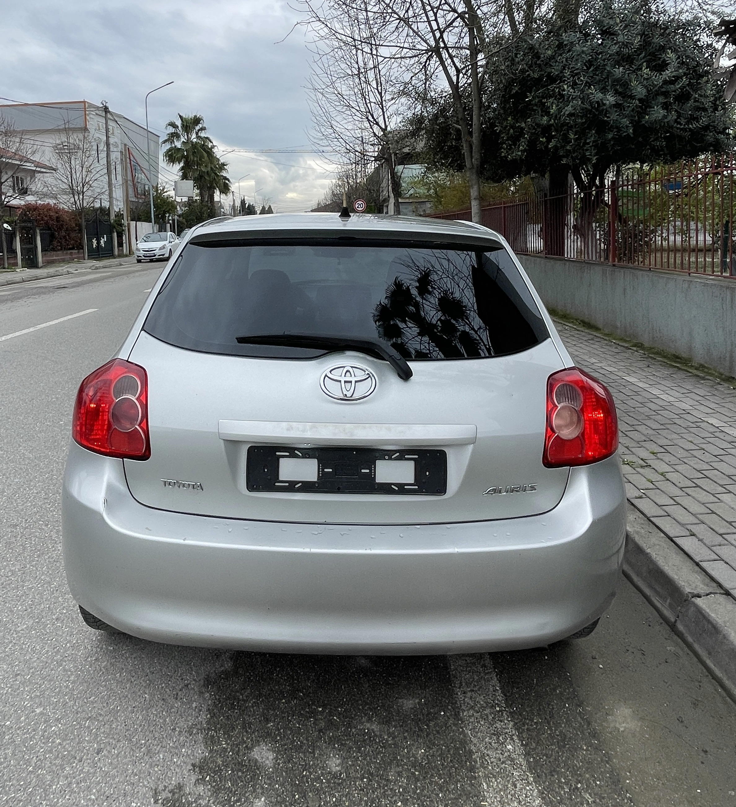 Toyota Auris - photo 3