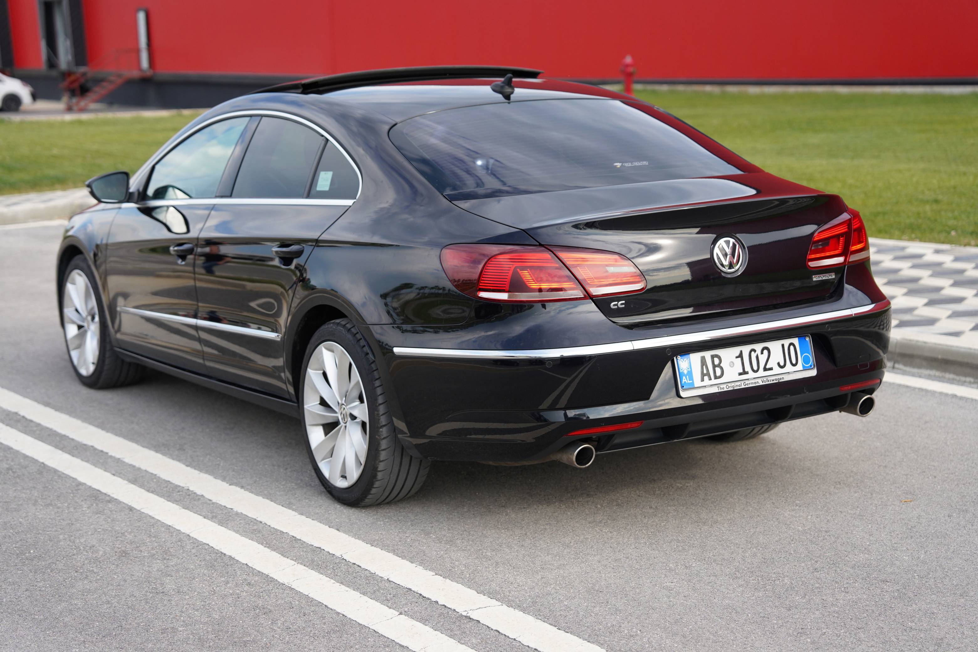Volkswagen CC - main photo