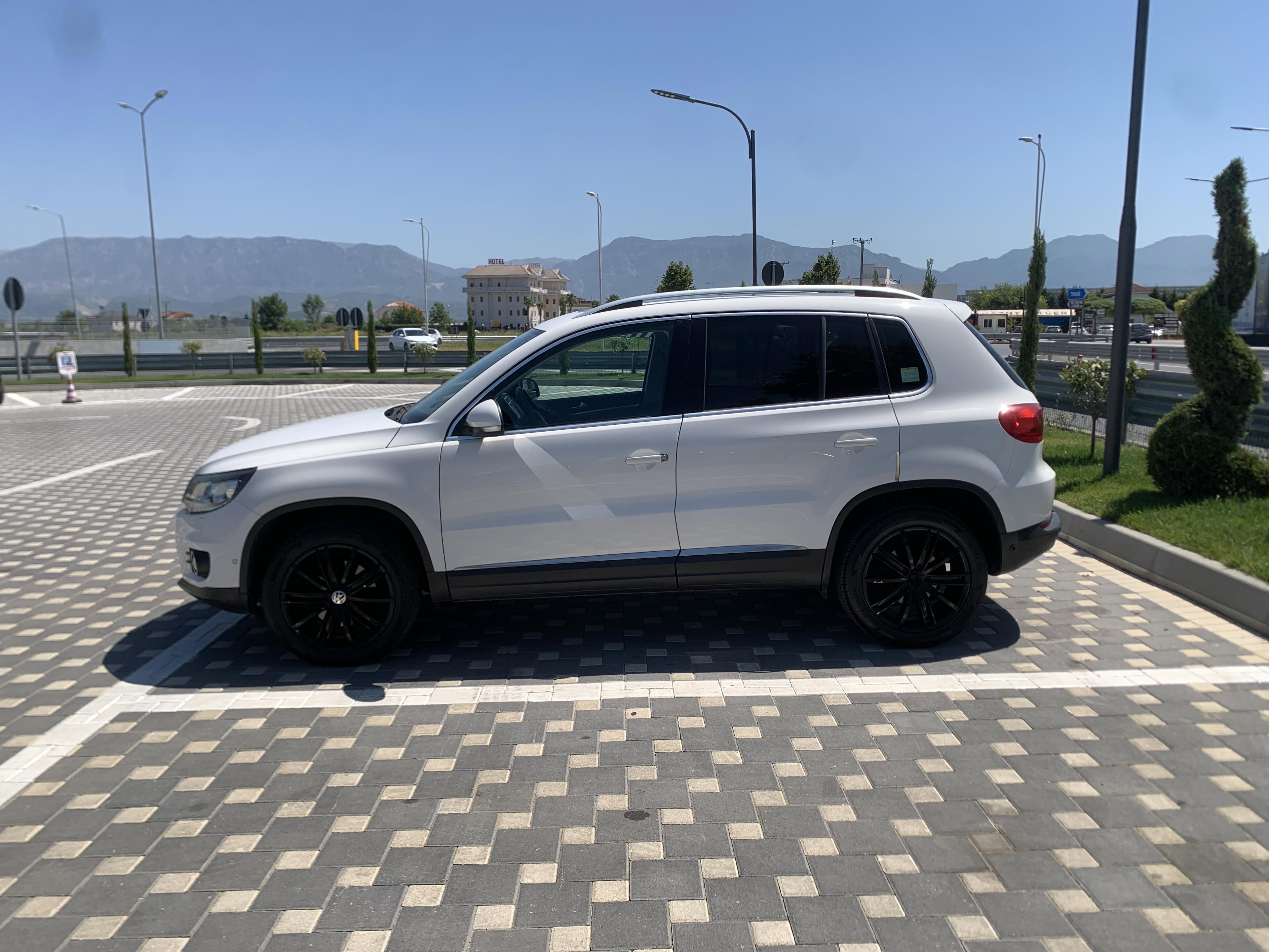Volkswagen Tiguan - photo 3