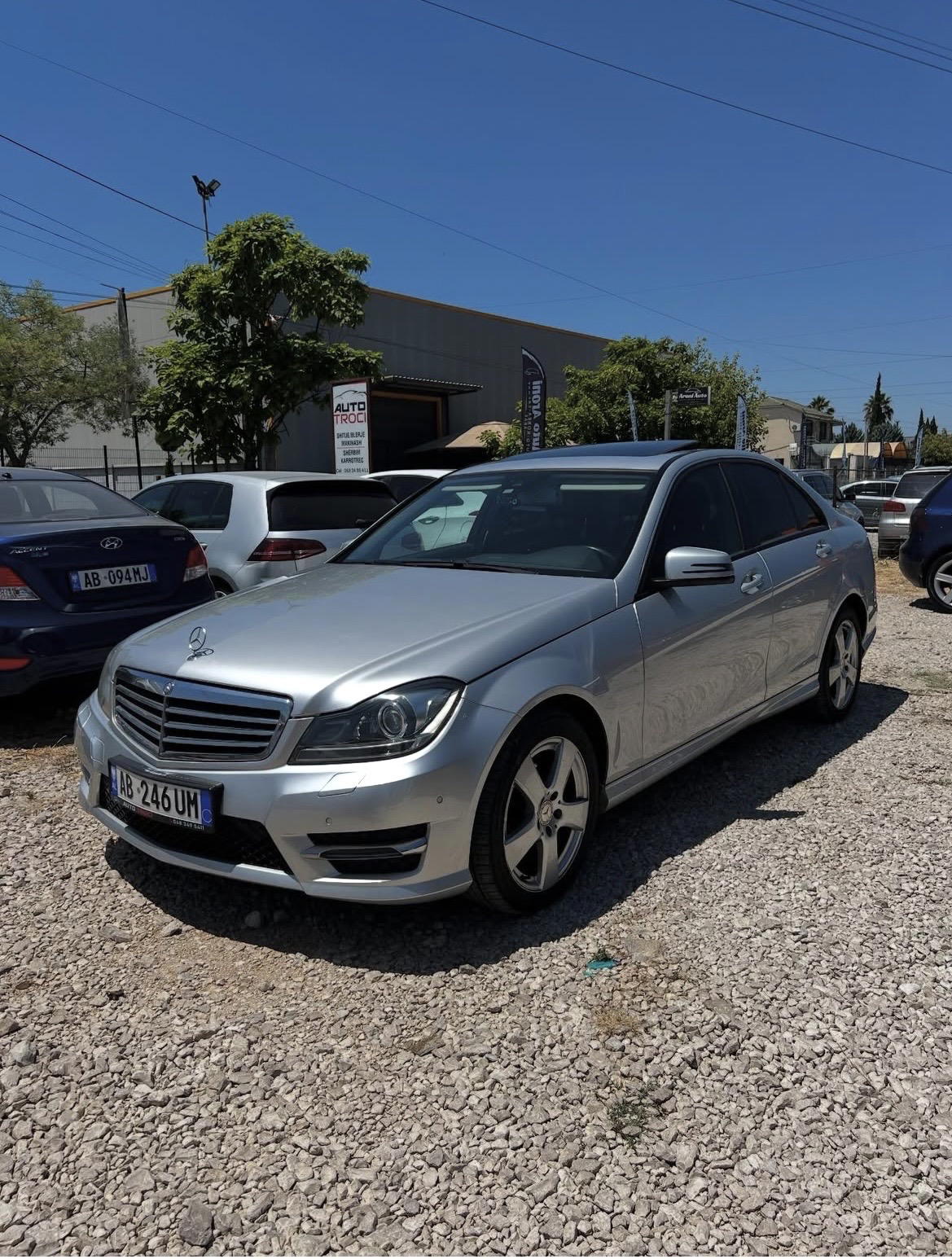 Mercedes-Benz C-Class - side view