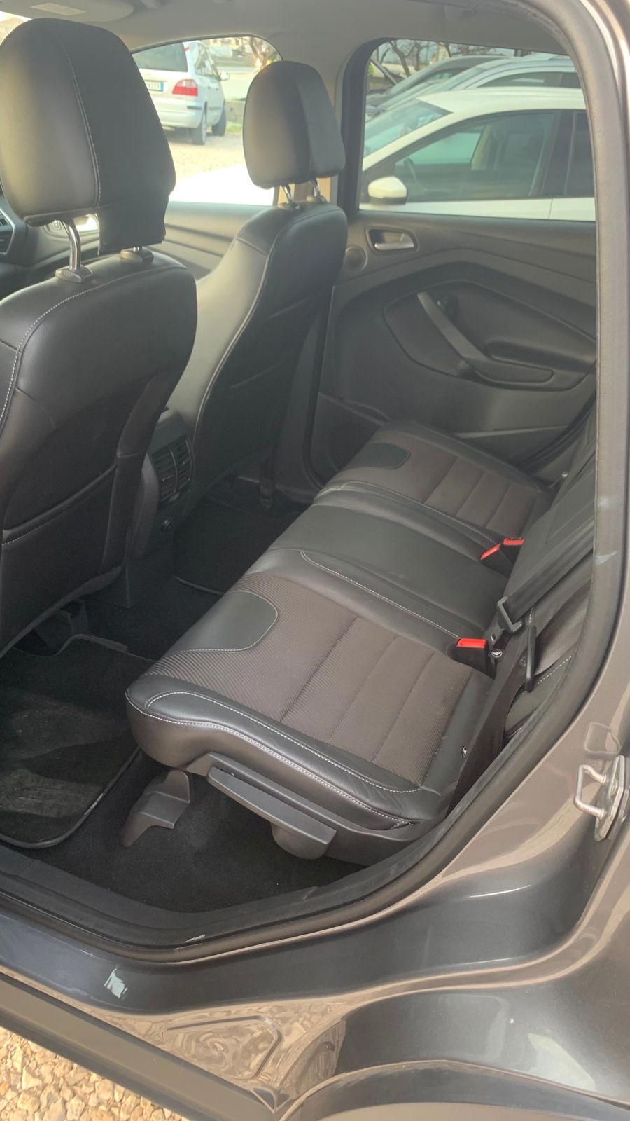 Ford Kuga - photo 3
