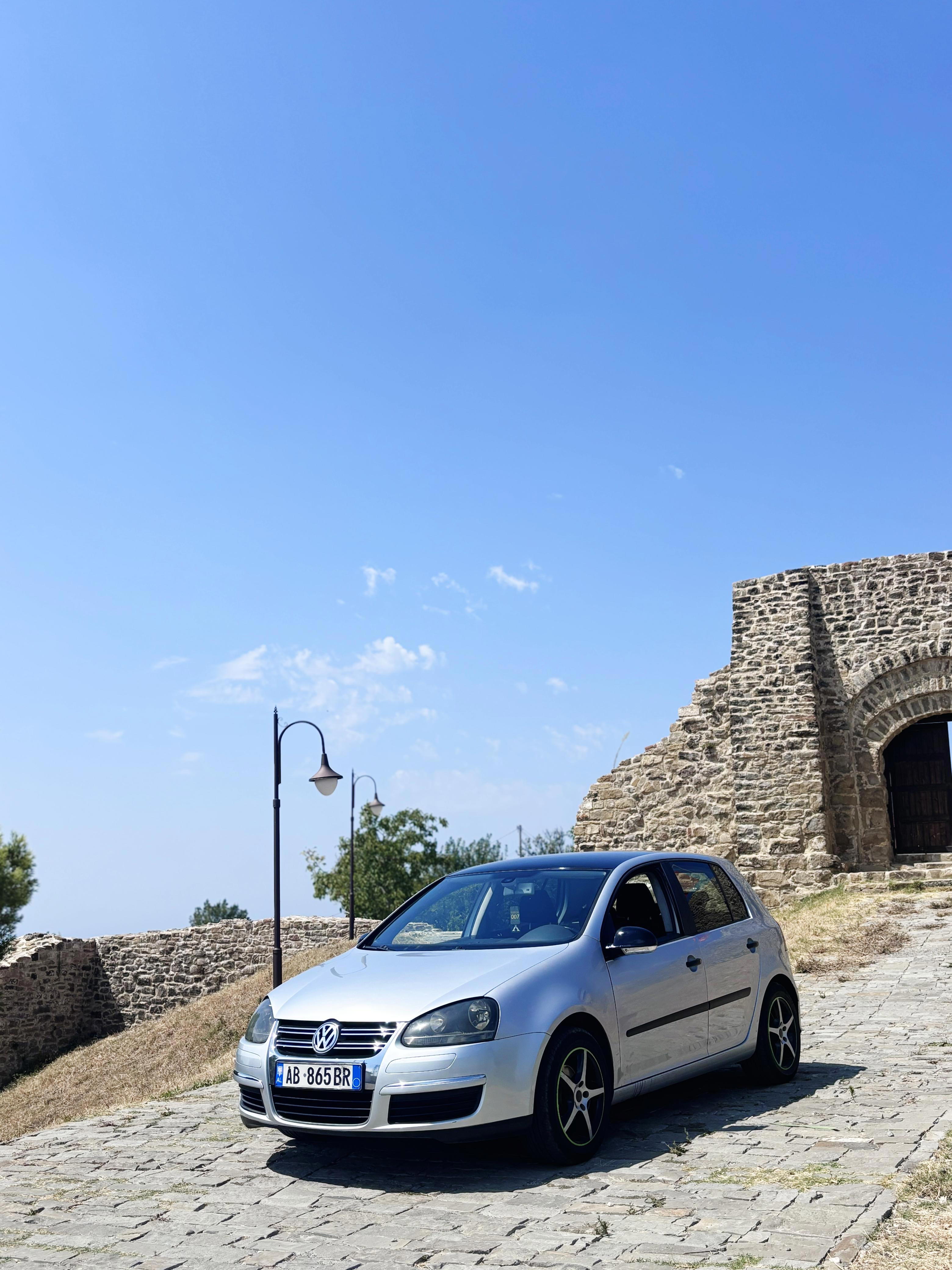 Volkswagen Golf RentX Albania