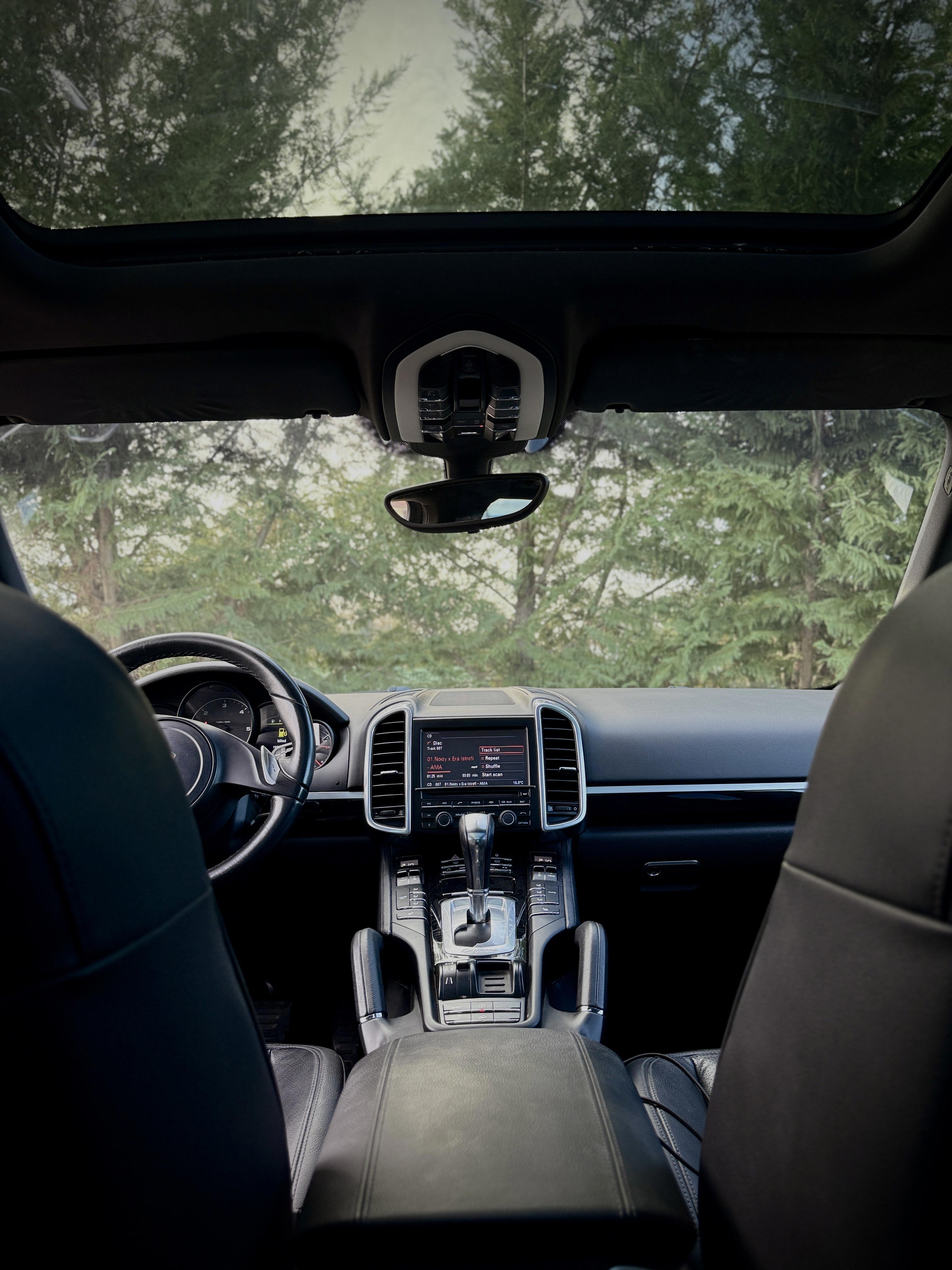 Porsche Cayenne - photo 3