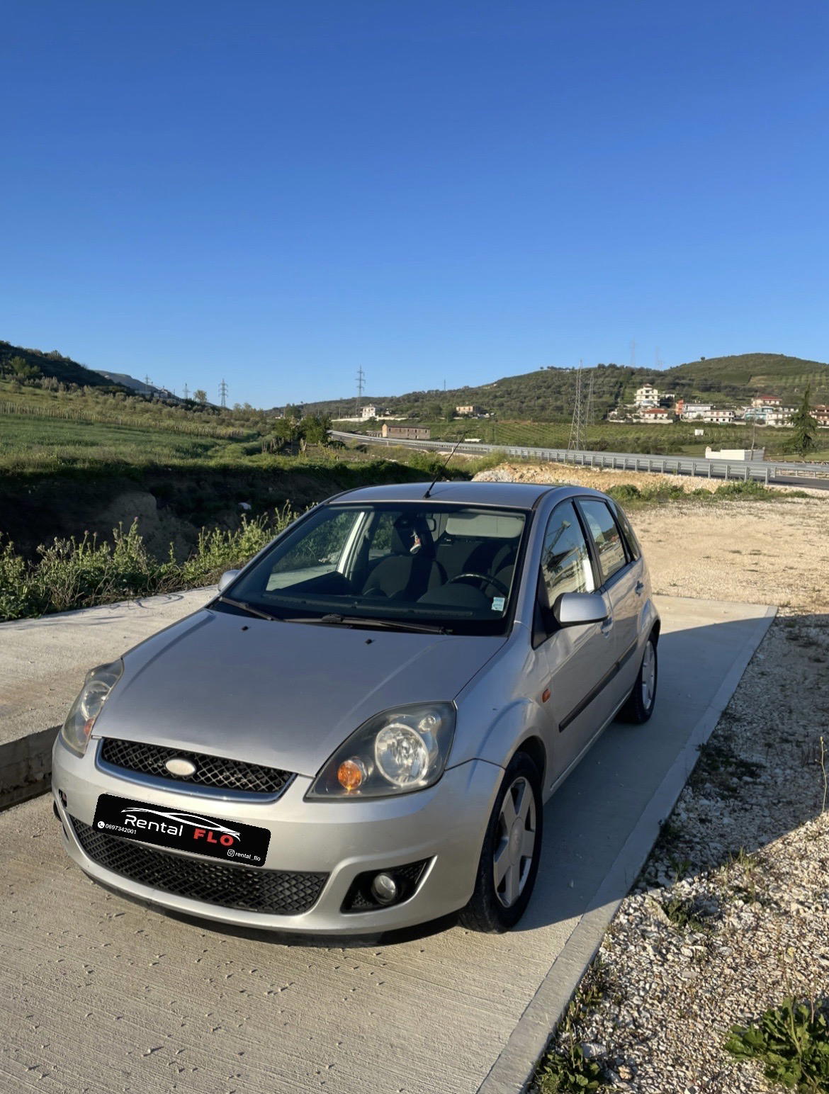Ford Fiesta - main photo