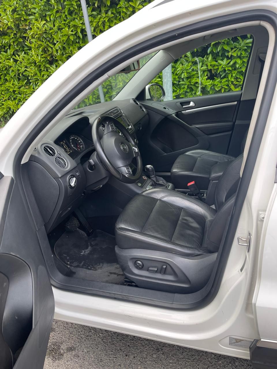 Volkswagen Tiguan - photo 4