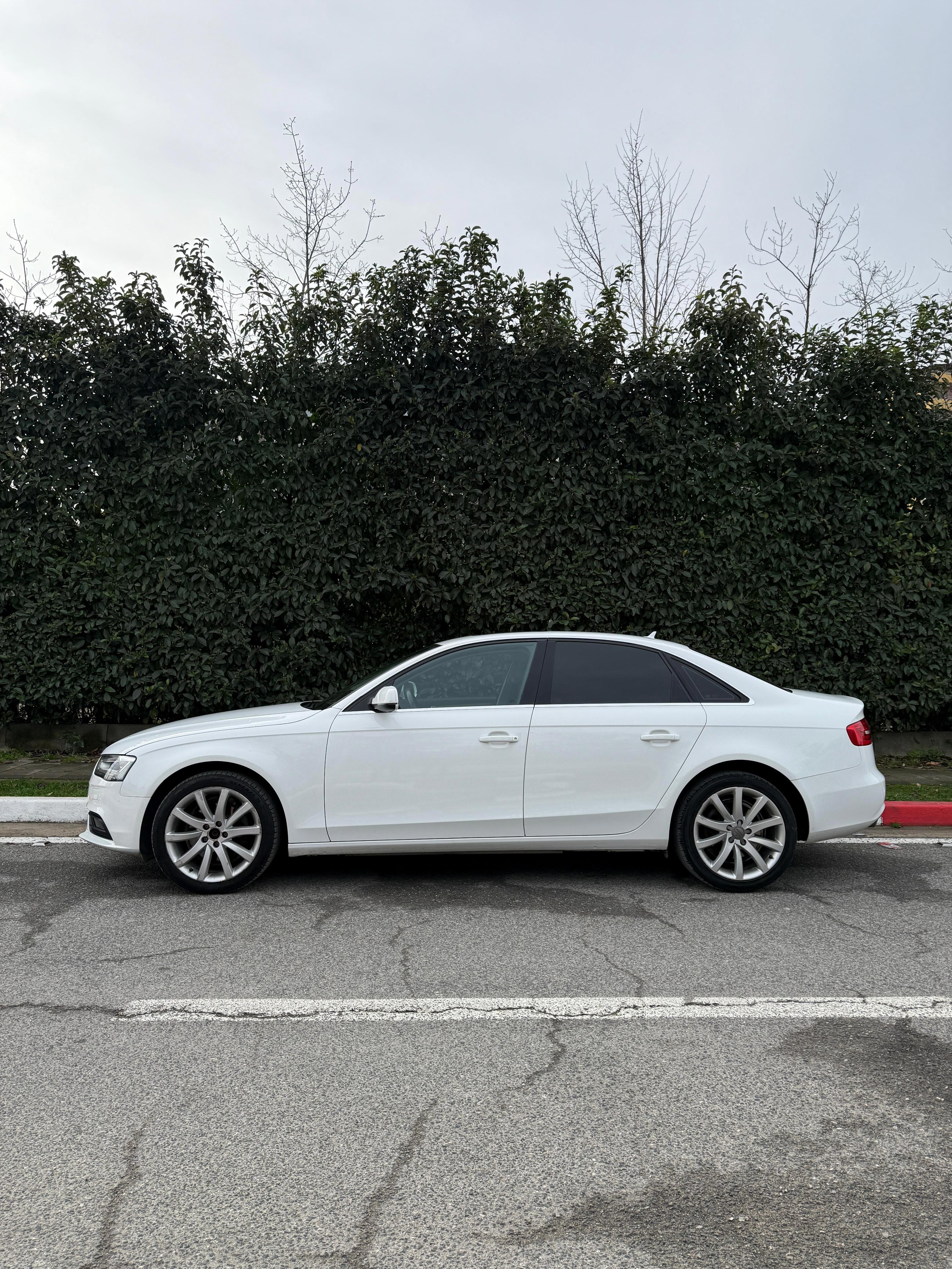 Audi A4 - side view
