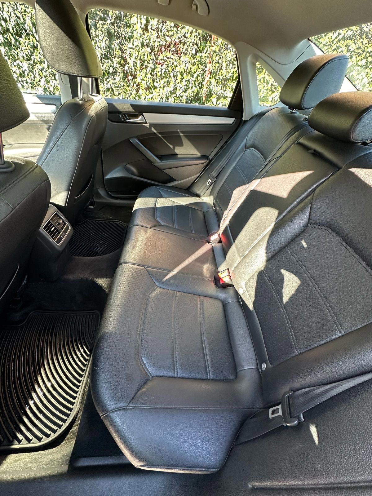 Volkswagen Passat - photo 4