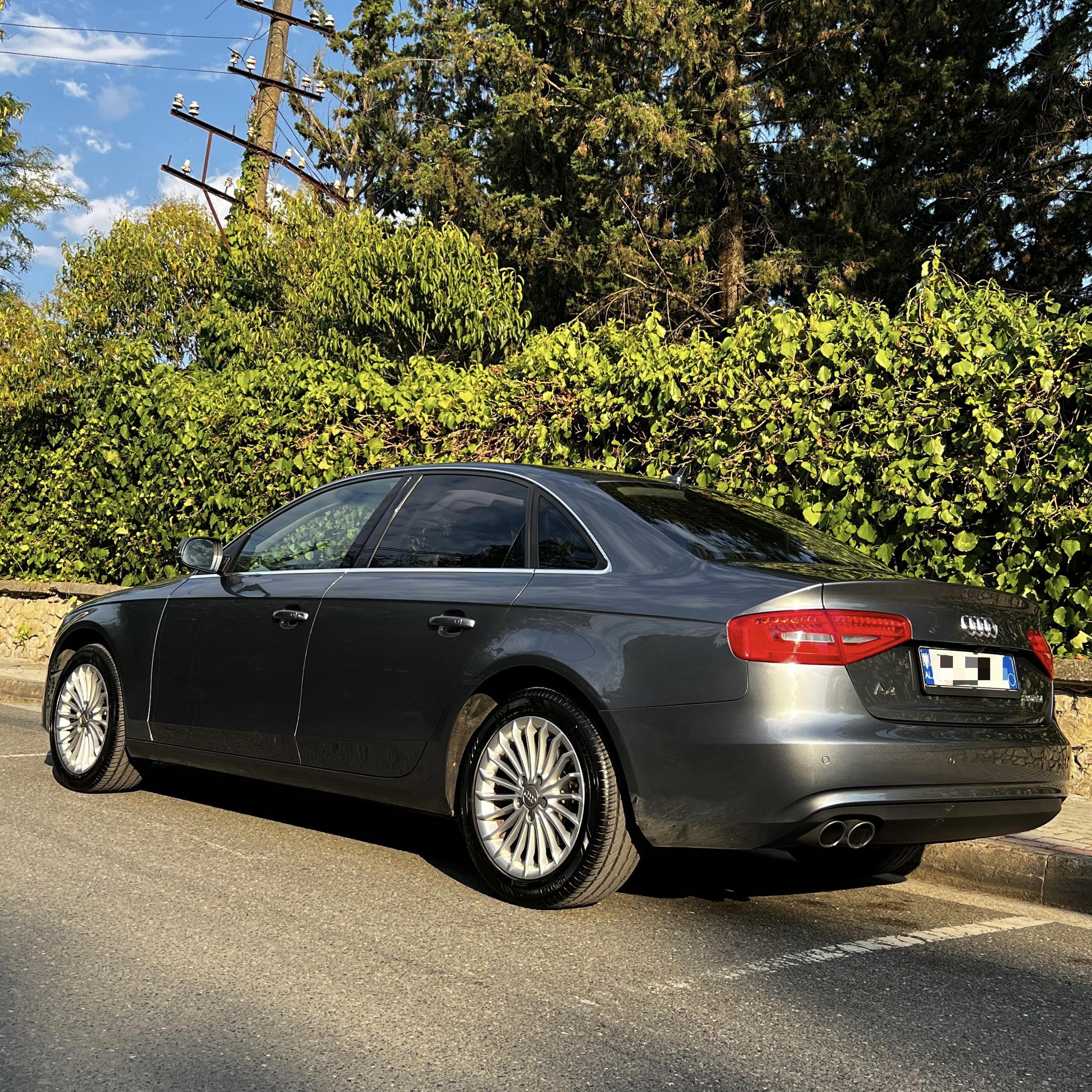 Audi A4 - side view
