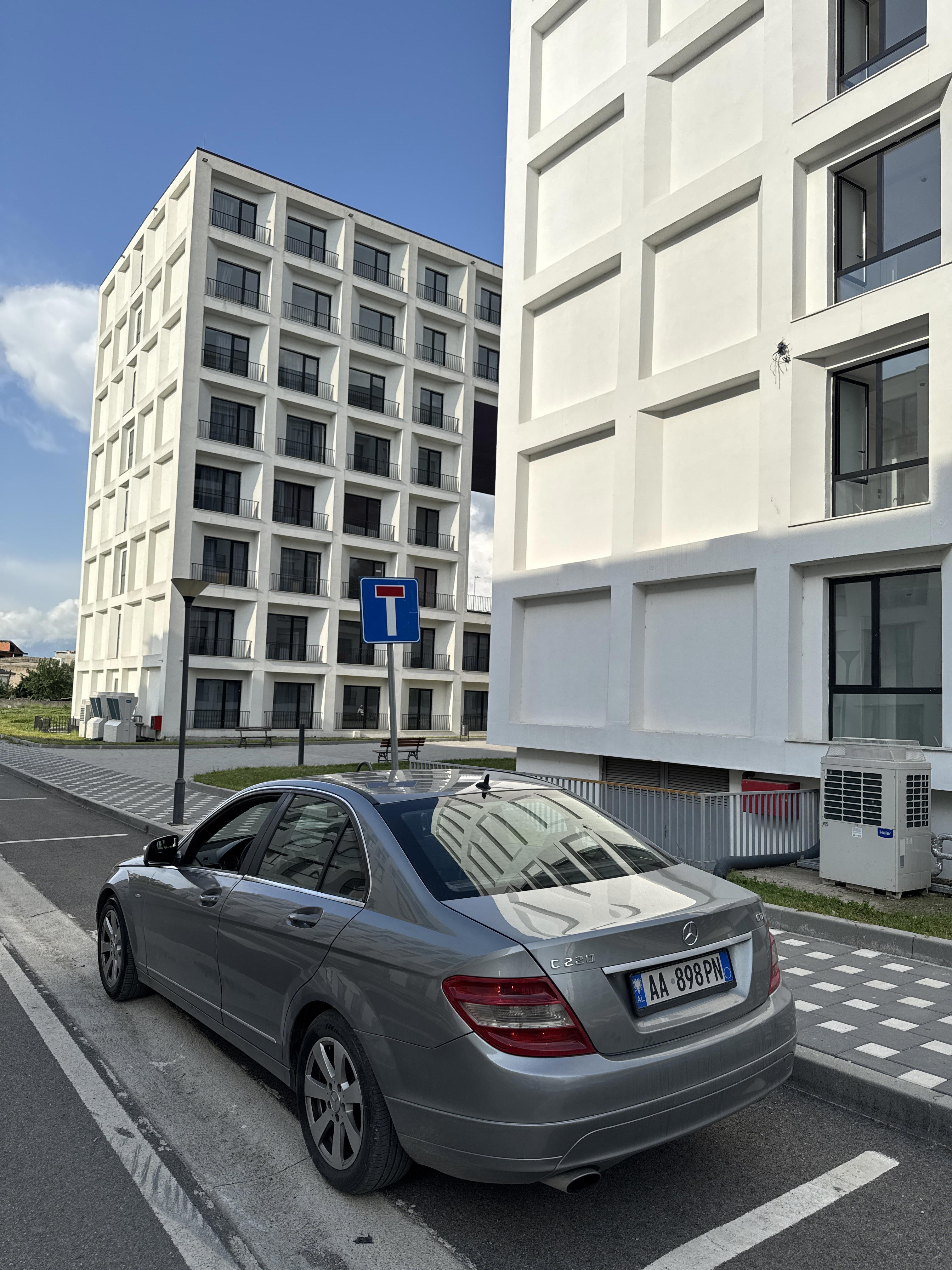 Mercedes-Benz C-Class - photo 4