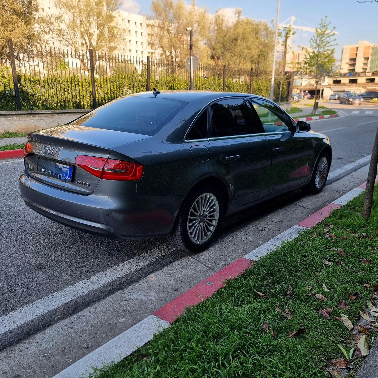 Audi A4 - photo 4
