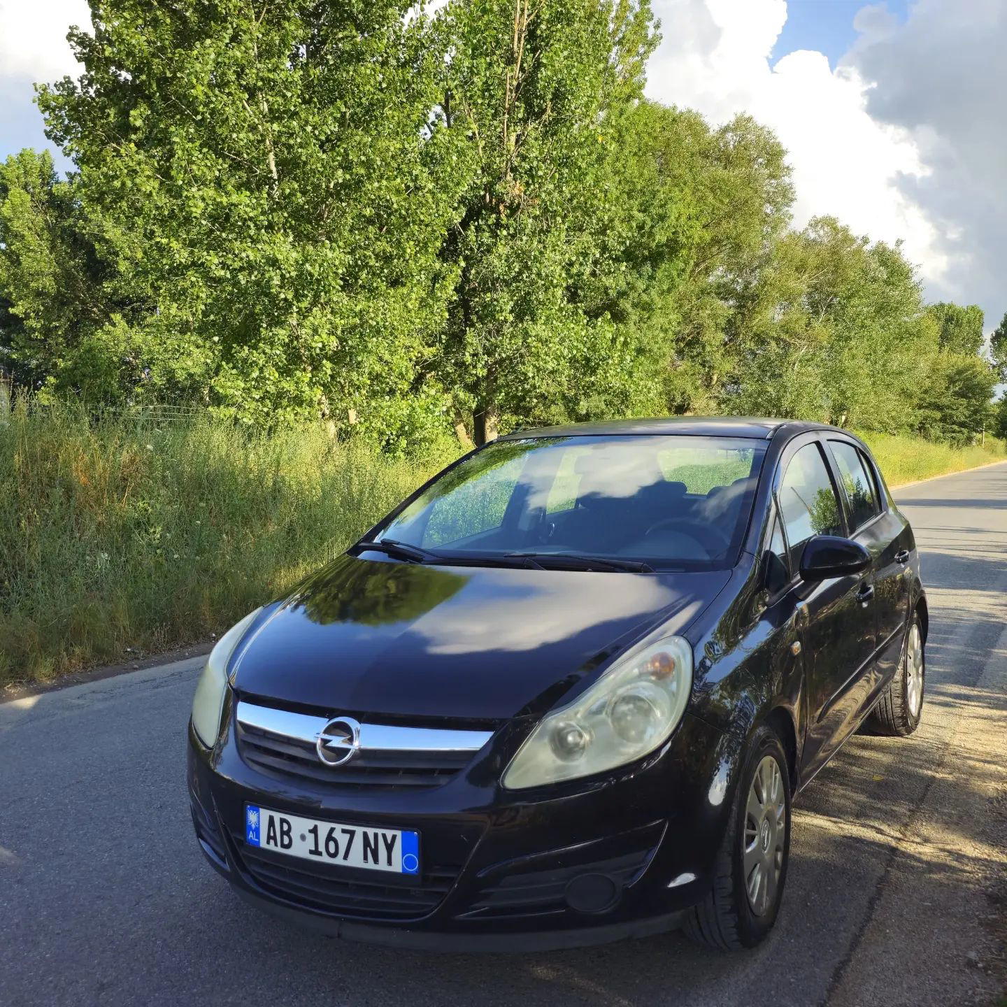 Opel Corsa - main photo