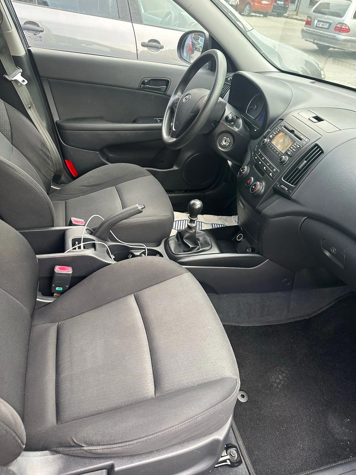 Hyundai I30 - photo 3