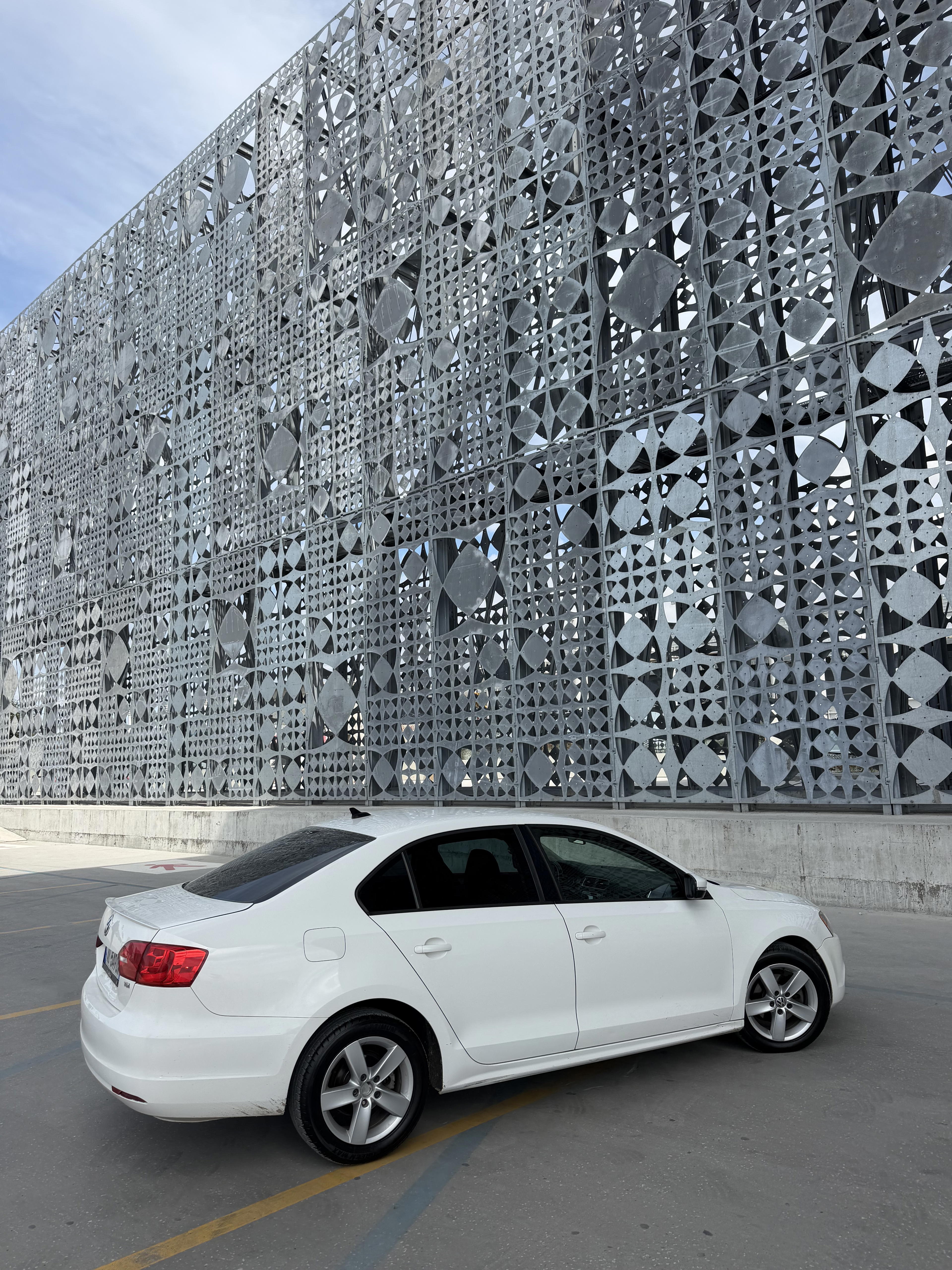 Volkswagen Jetta - photo 3