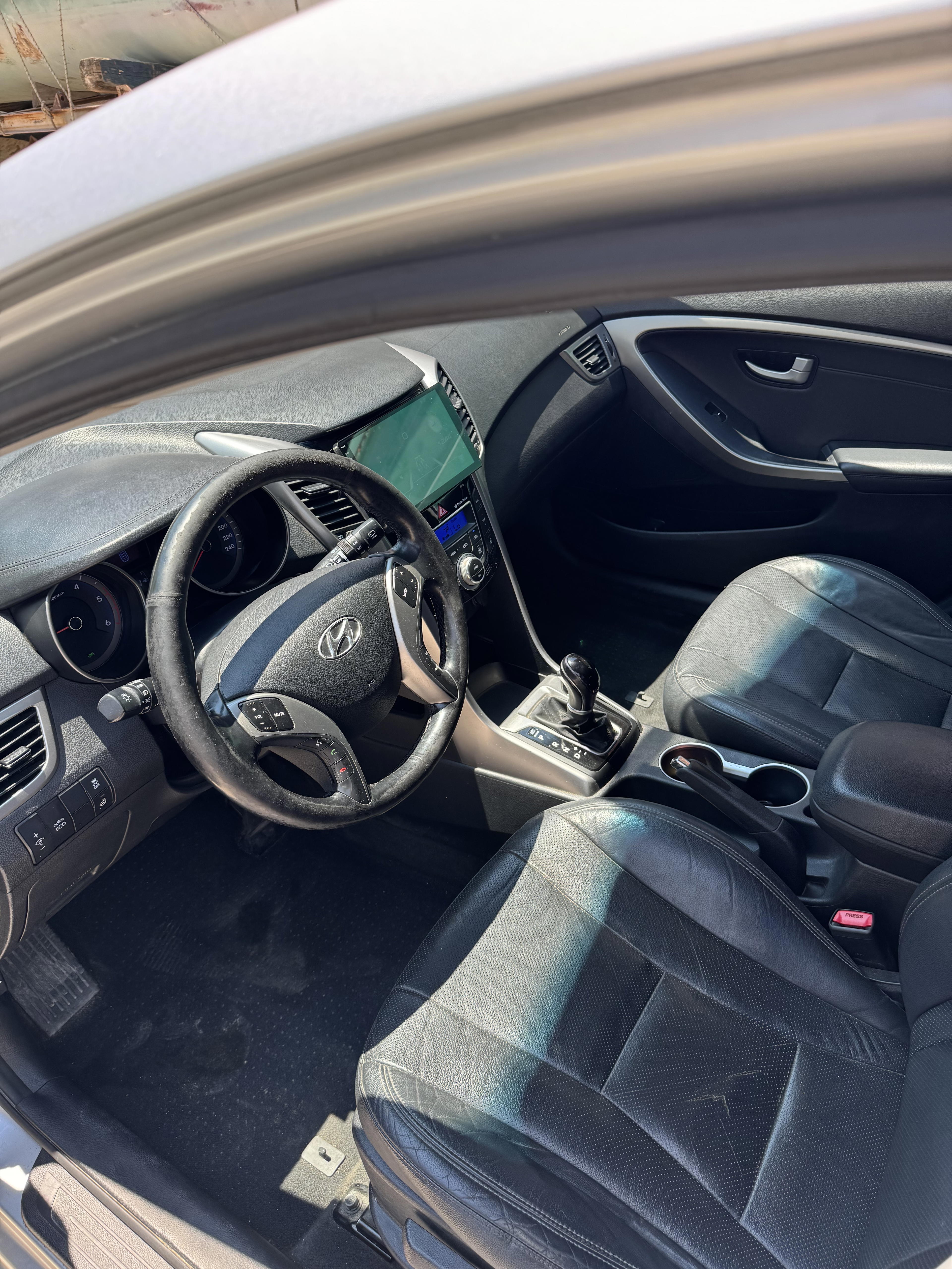 Hyundai I30 - photo 4
