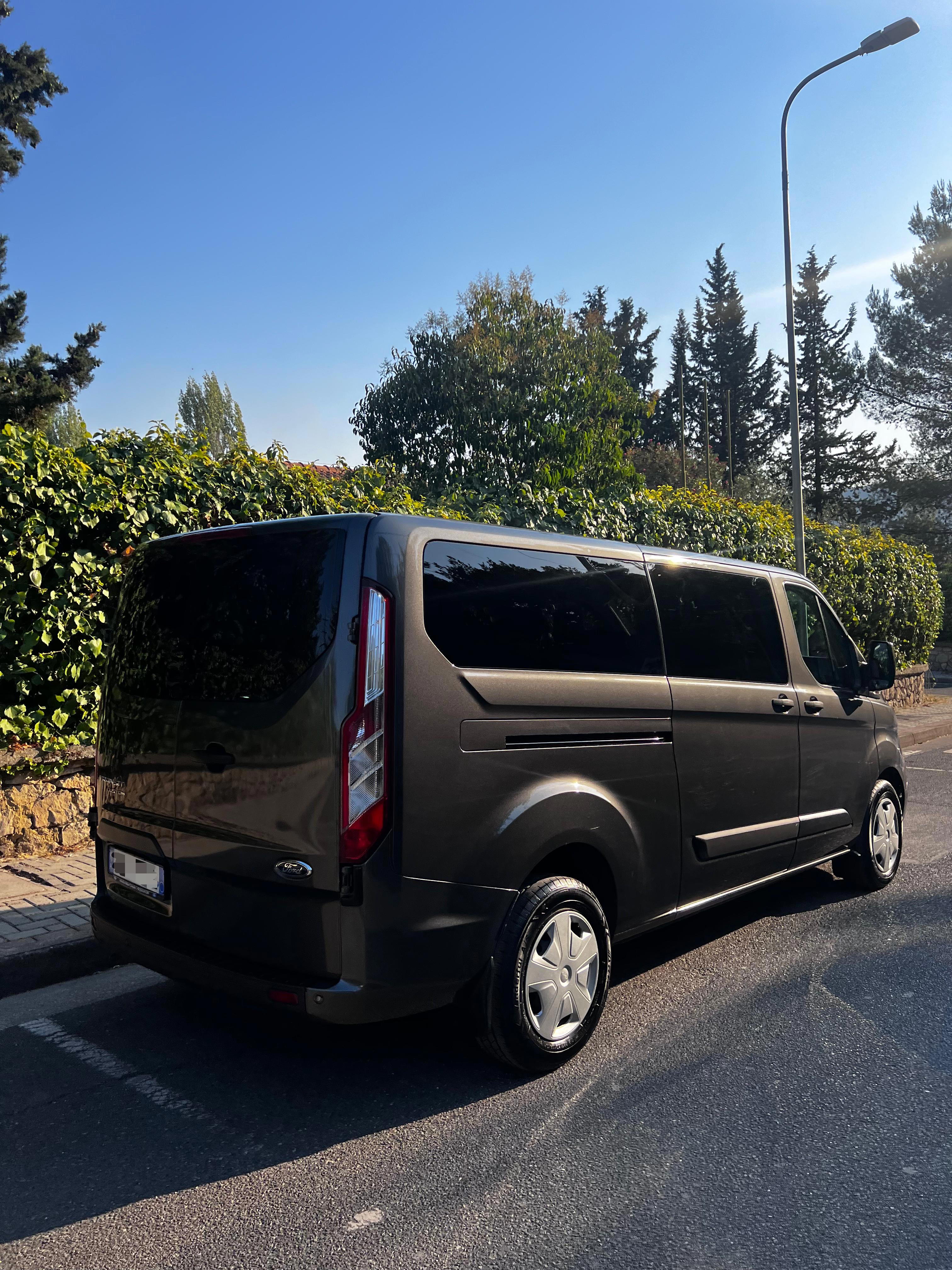 Ford Transit Custom - main photo