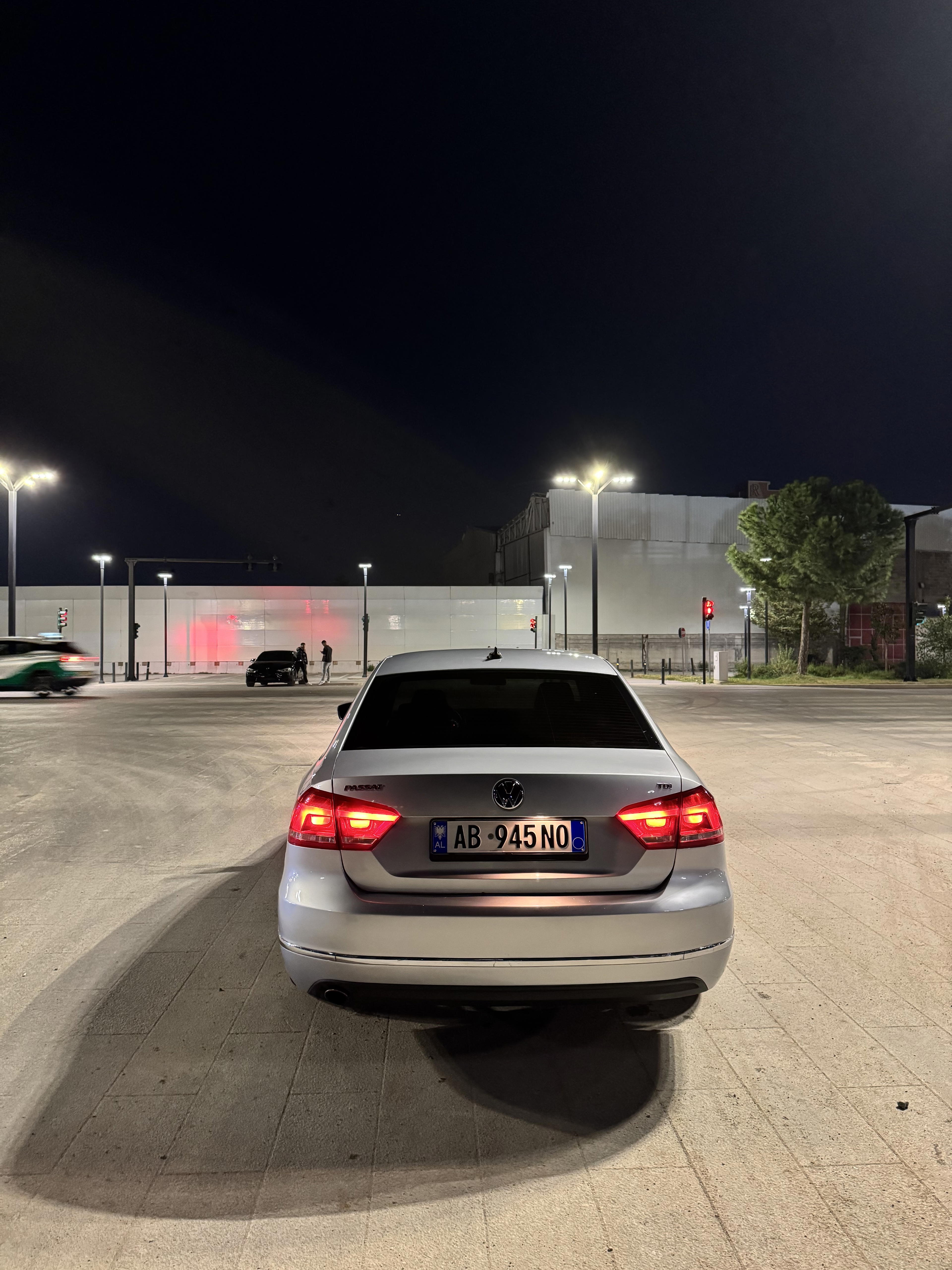 Volkswagen Passat - photo 4