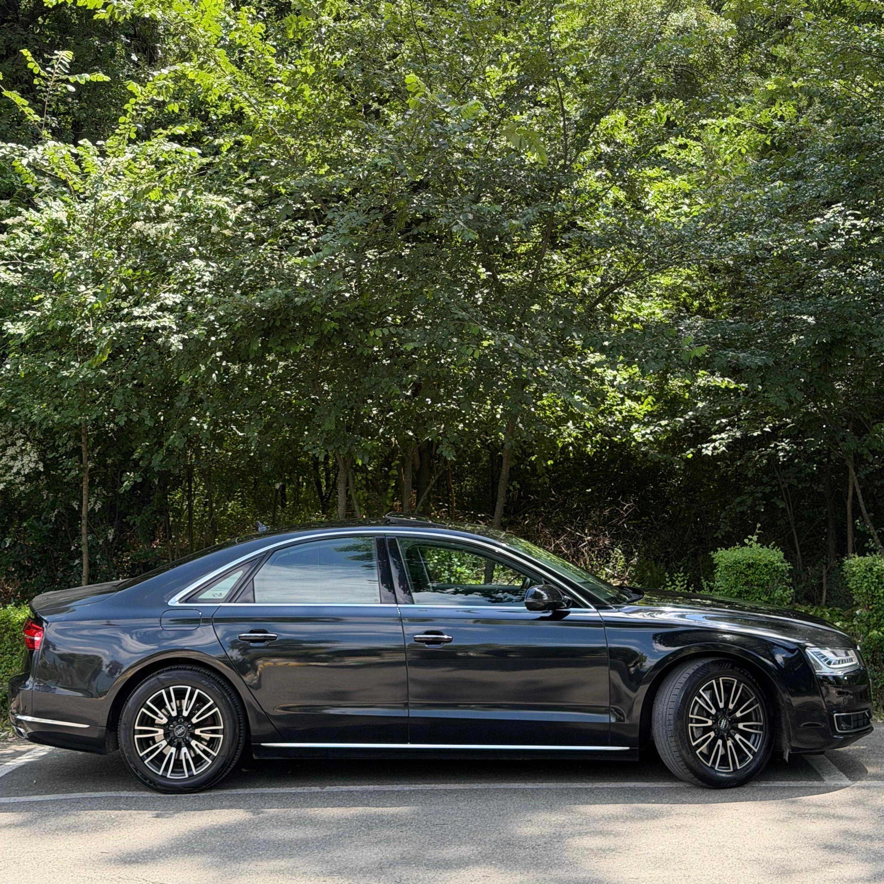 Audi A8 - side view