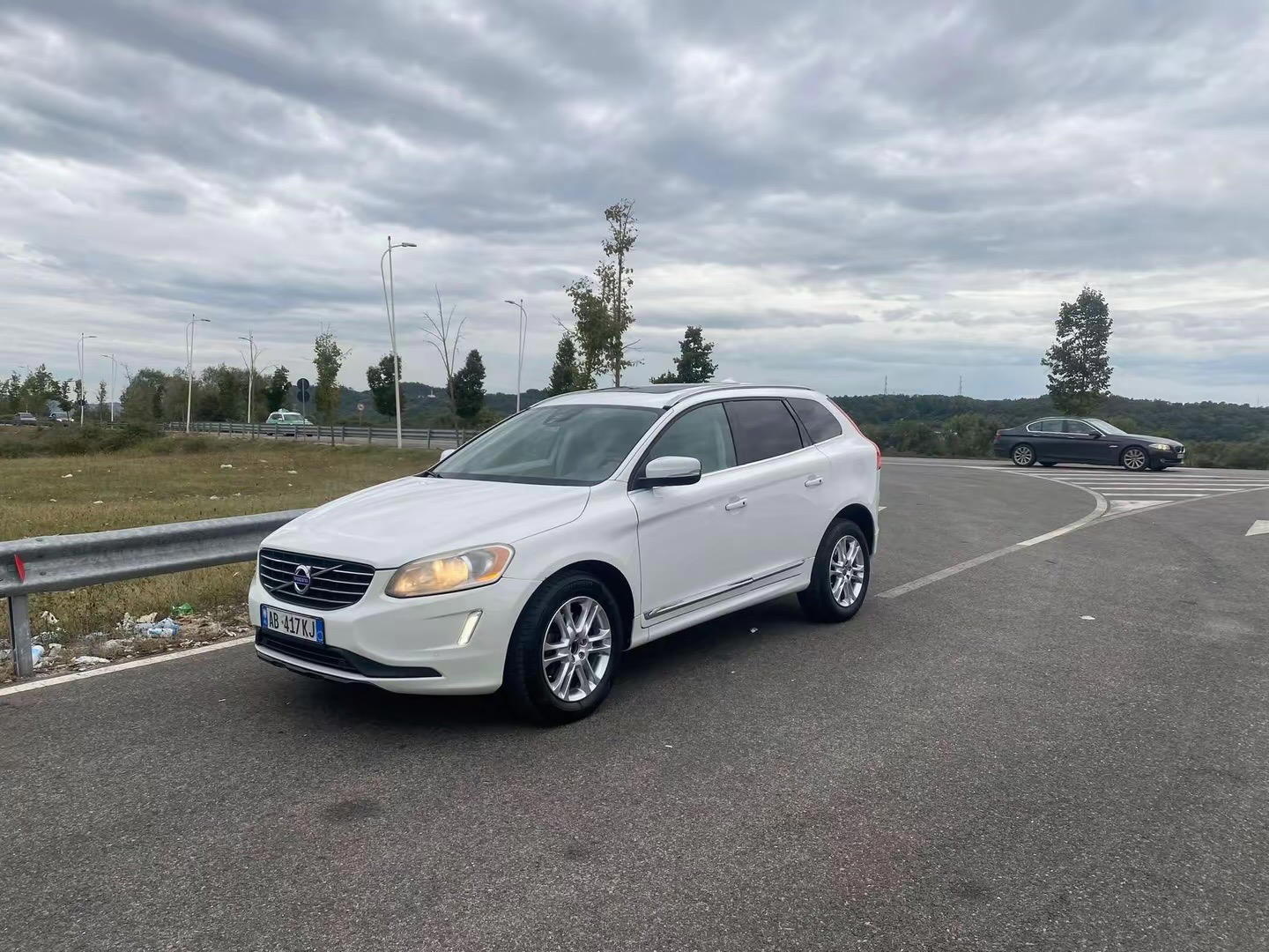 Volvo XC60 for rent