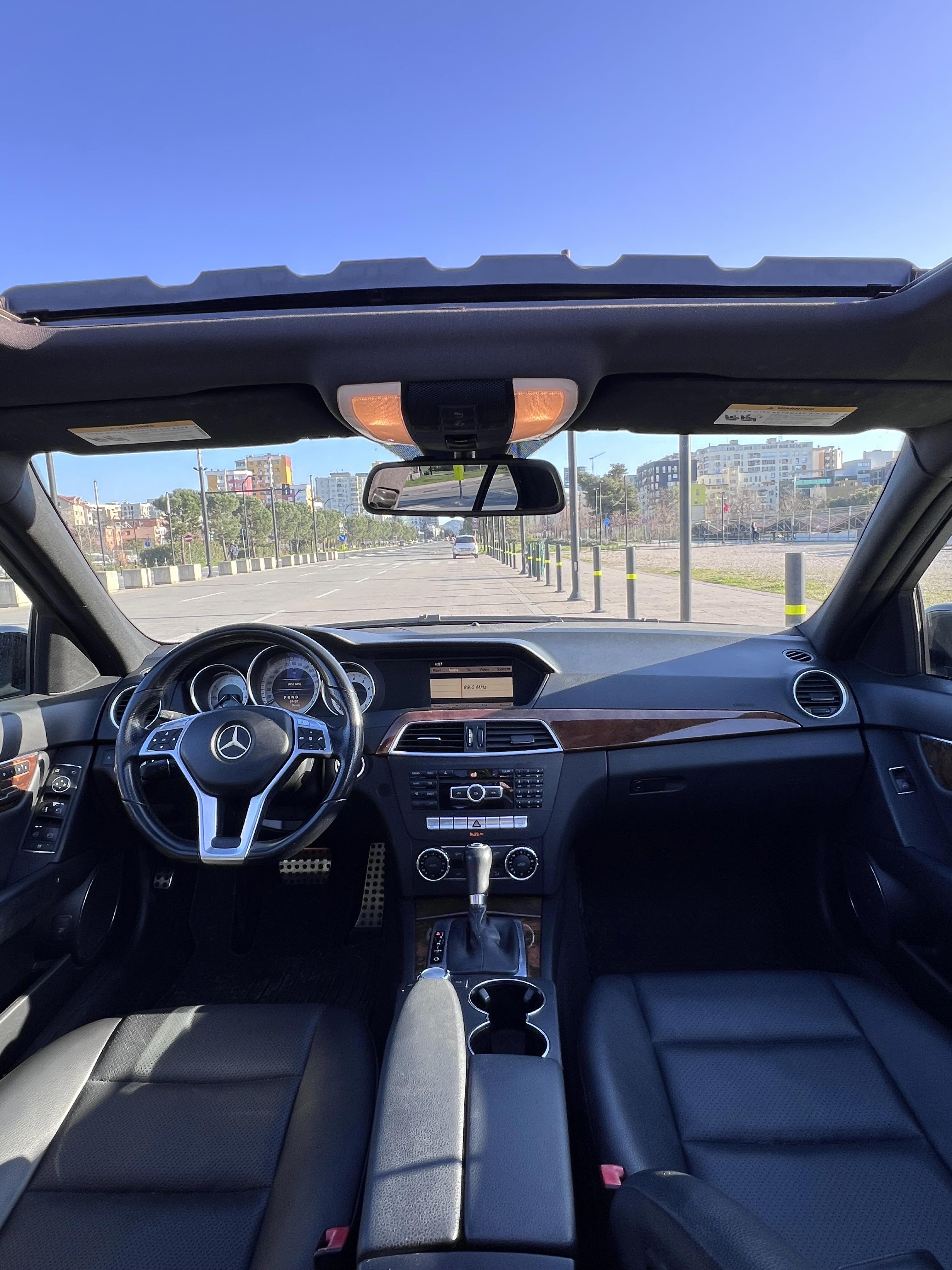 Mercedes-Benz C-Class - side view