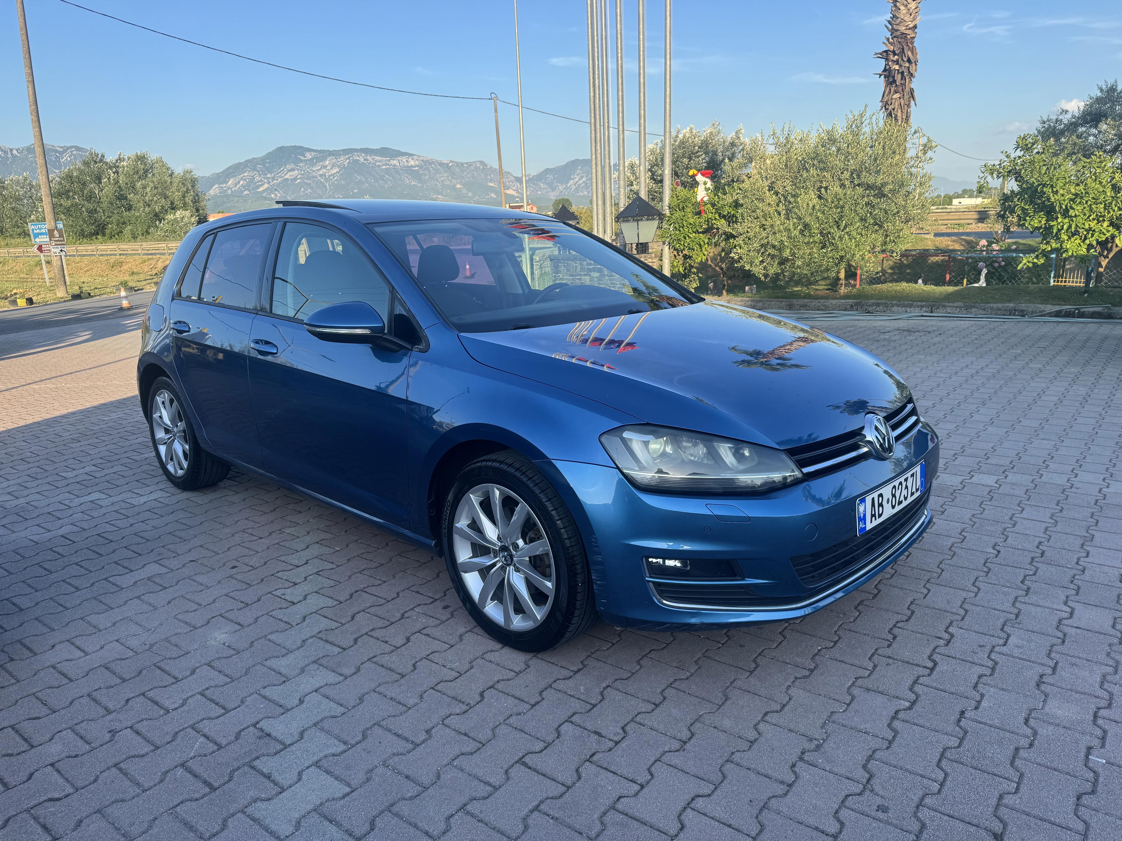 Volkswagen Golf RentX Albania