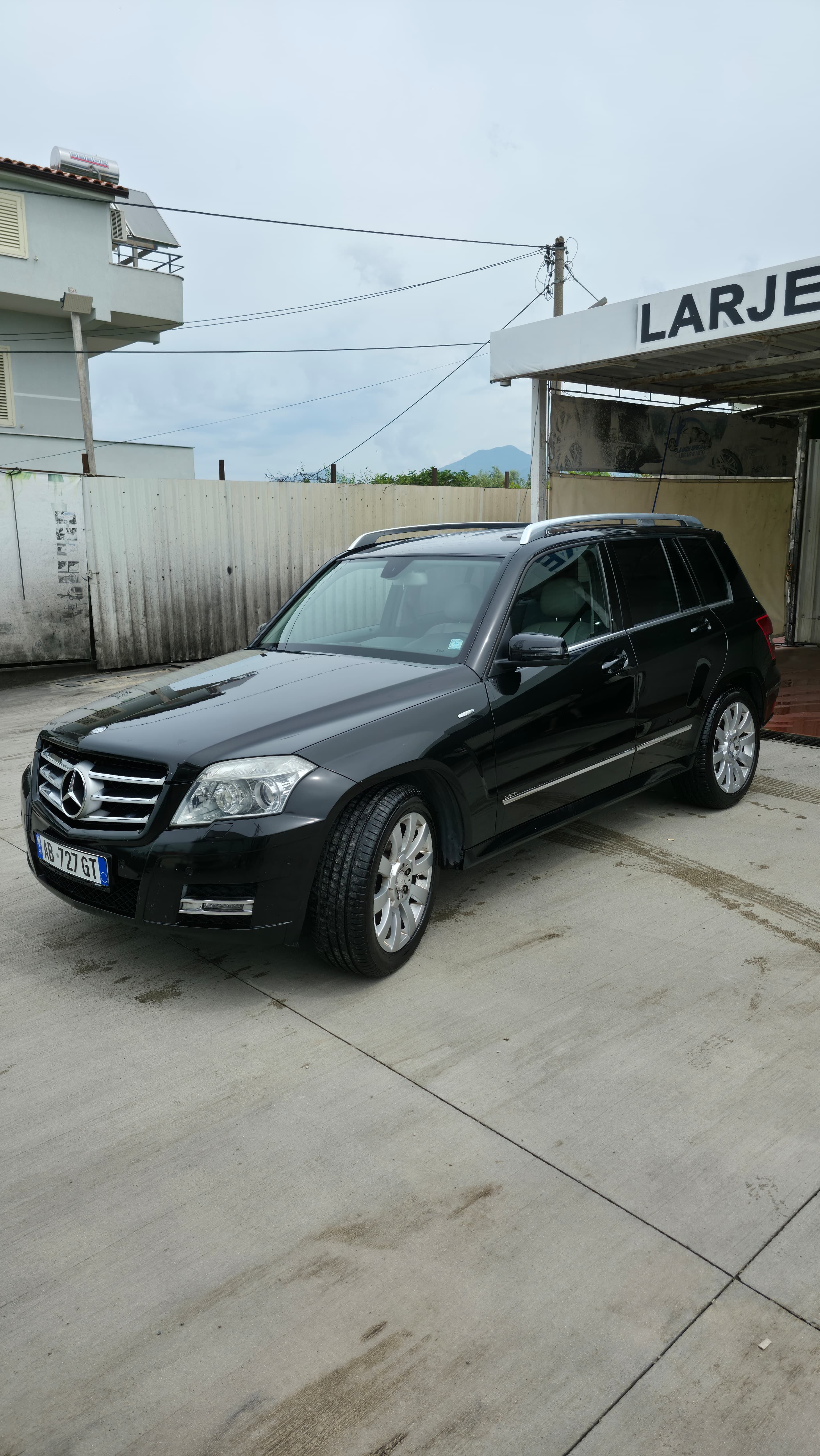 Mercedes-Benz GLK-Class - side view