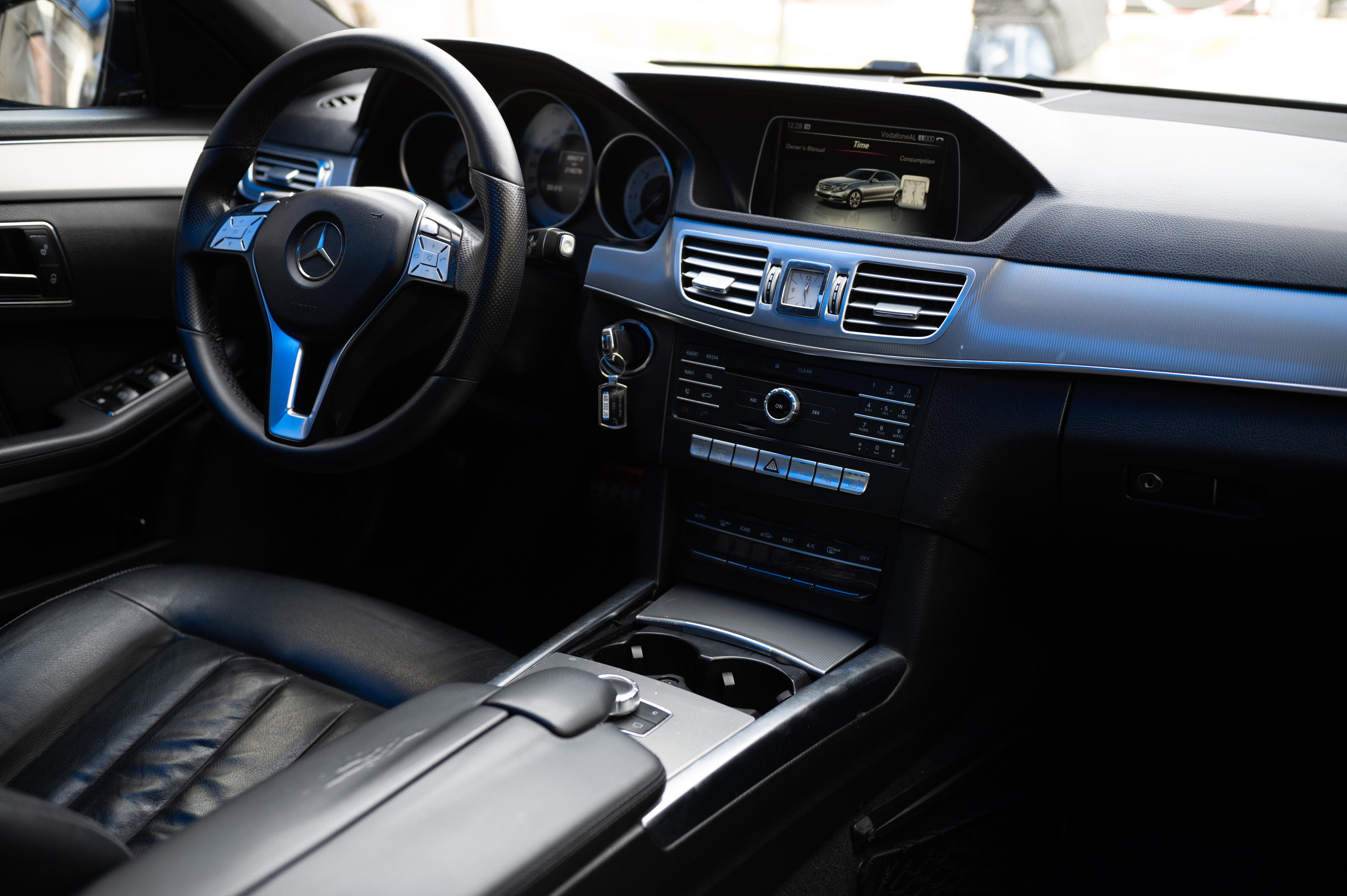 Mercedes-Benz E-Class - photo 3