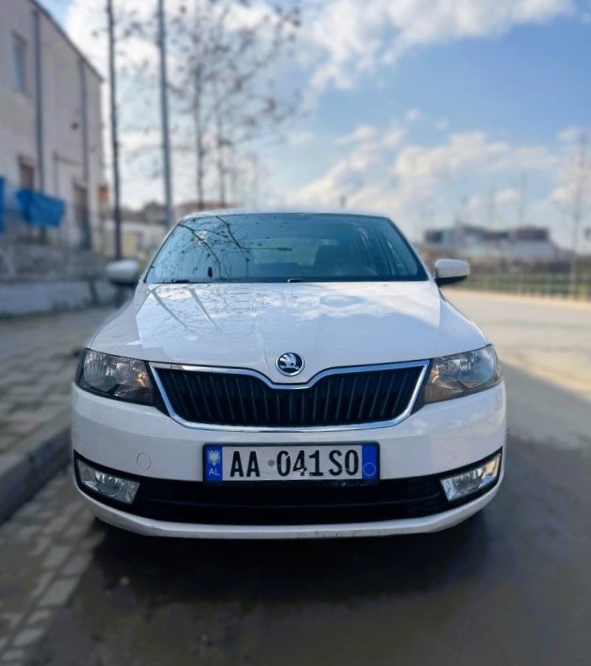 Skoda Fabia - photo 4