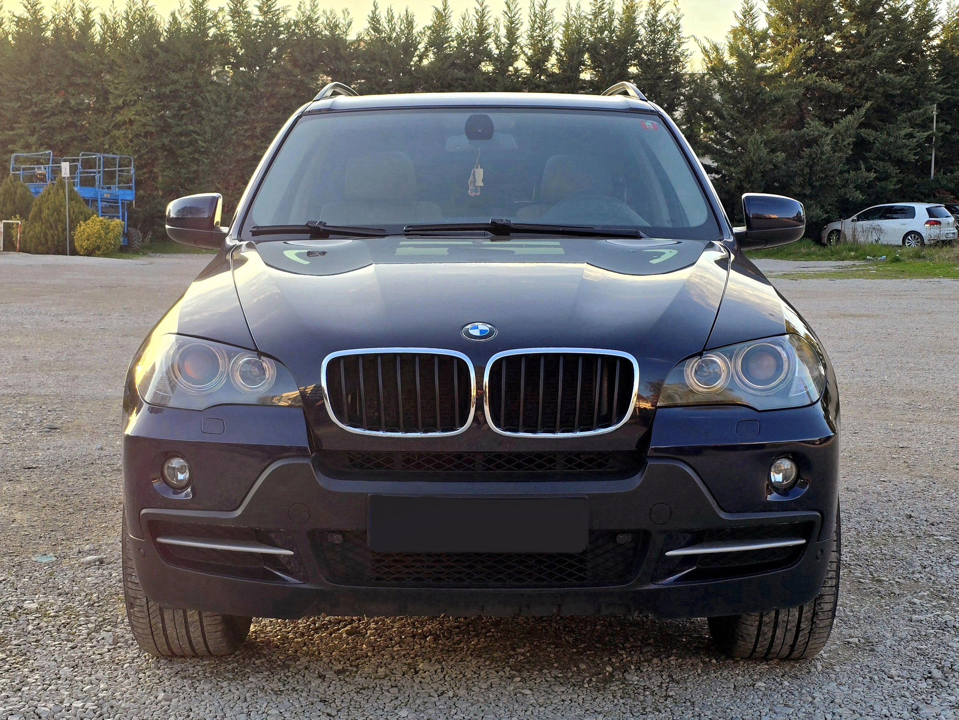 BMW X5 RentX Albania