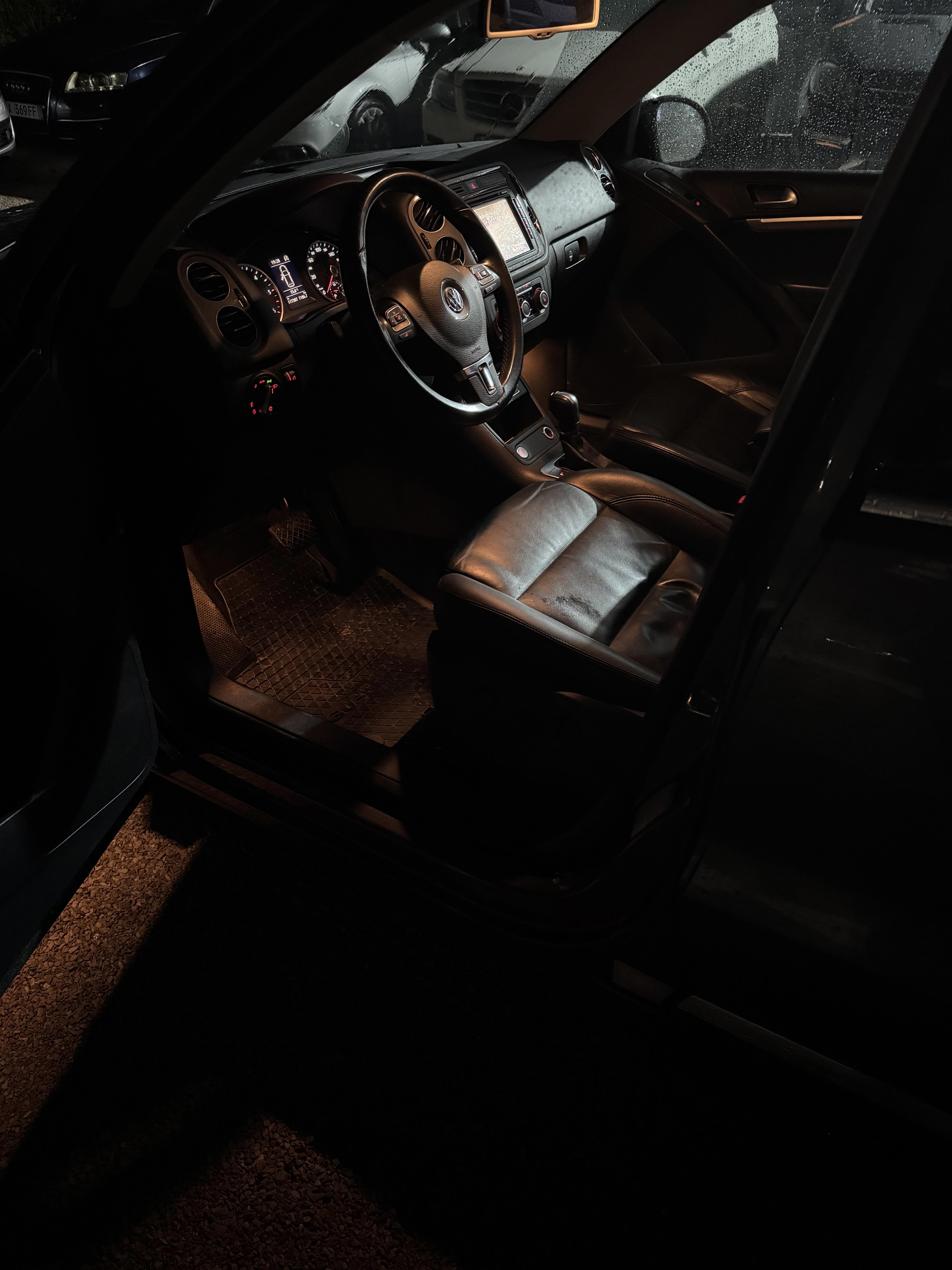 Volkswagen Tiguan - photo 3