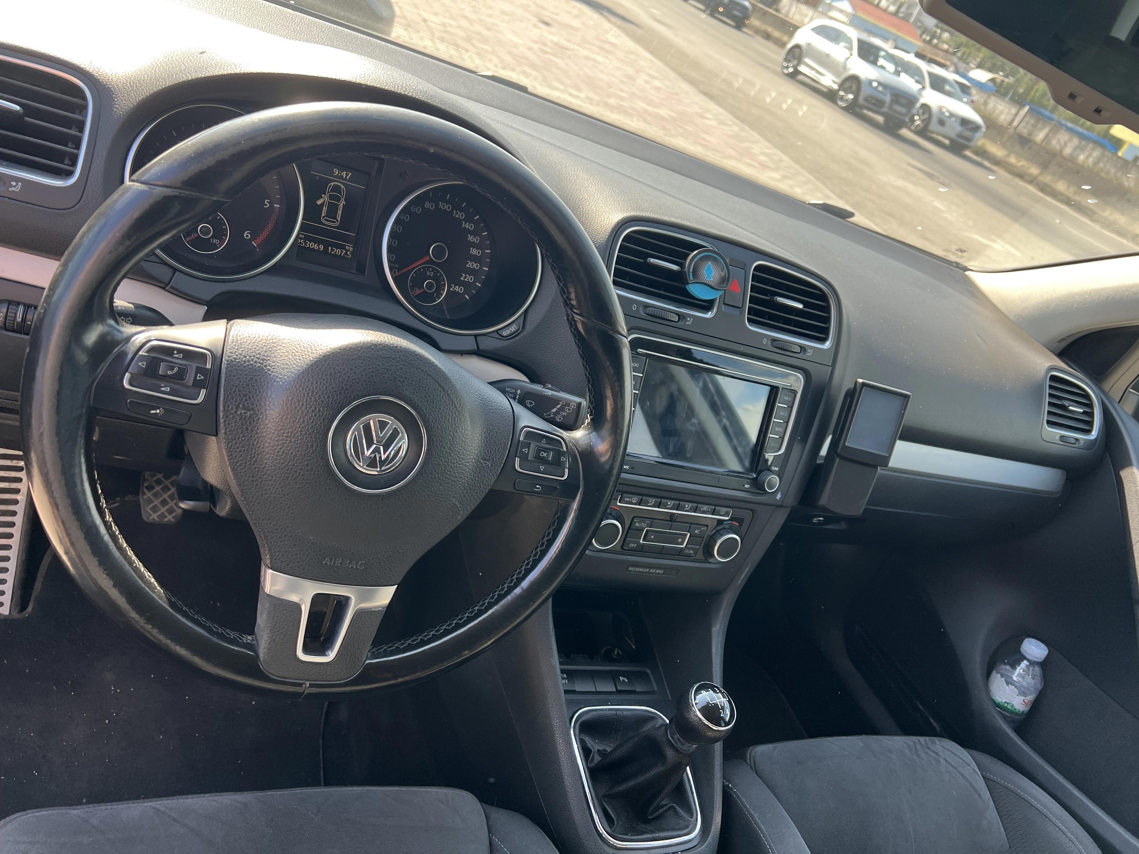 Volkswagen Golf - photo 3