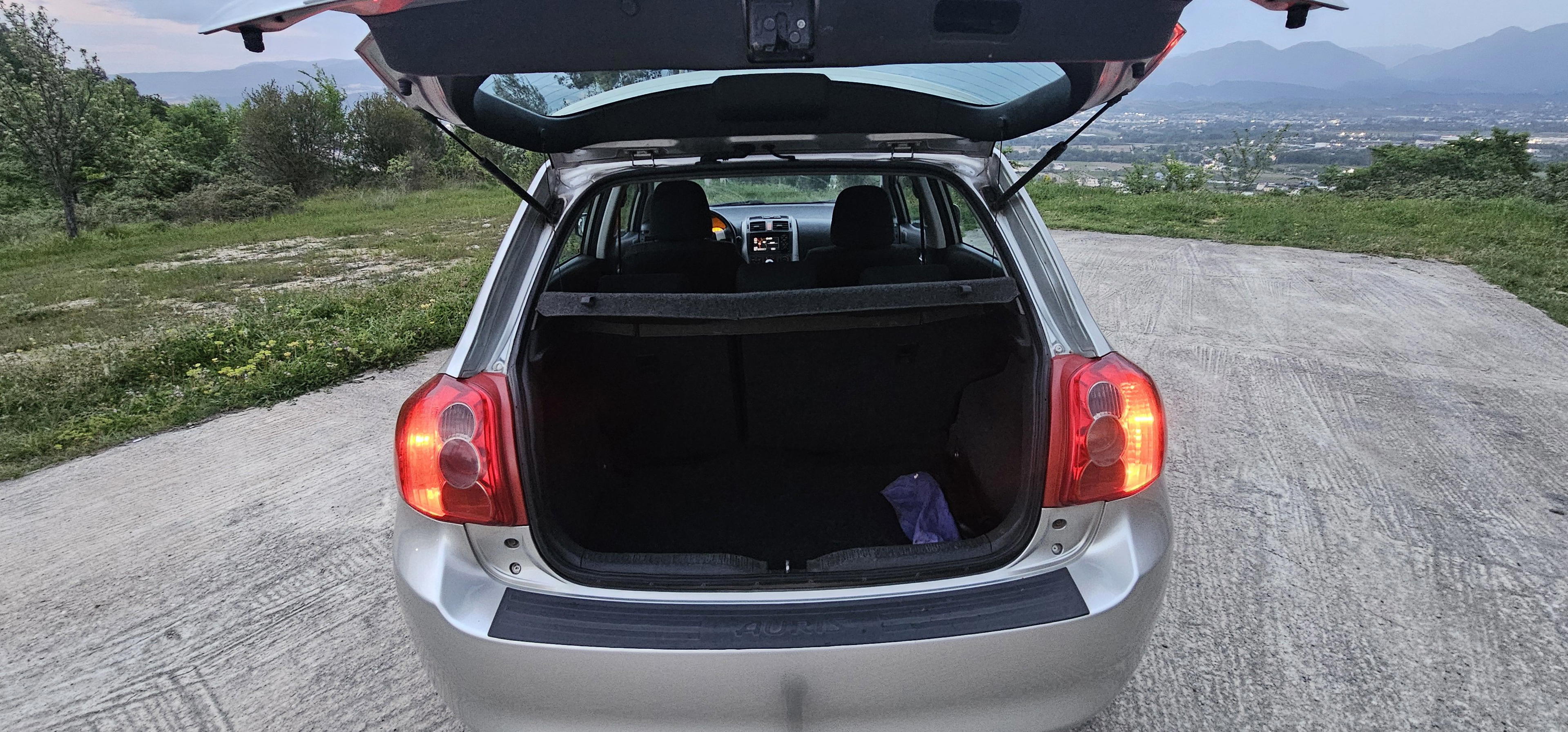 Toyota Auris - photo 4