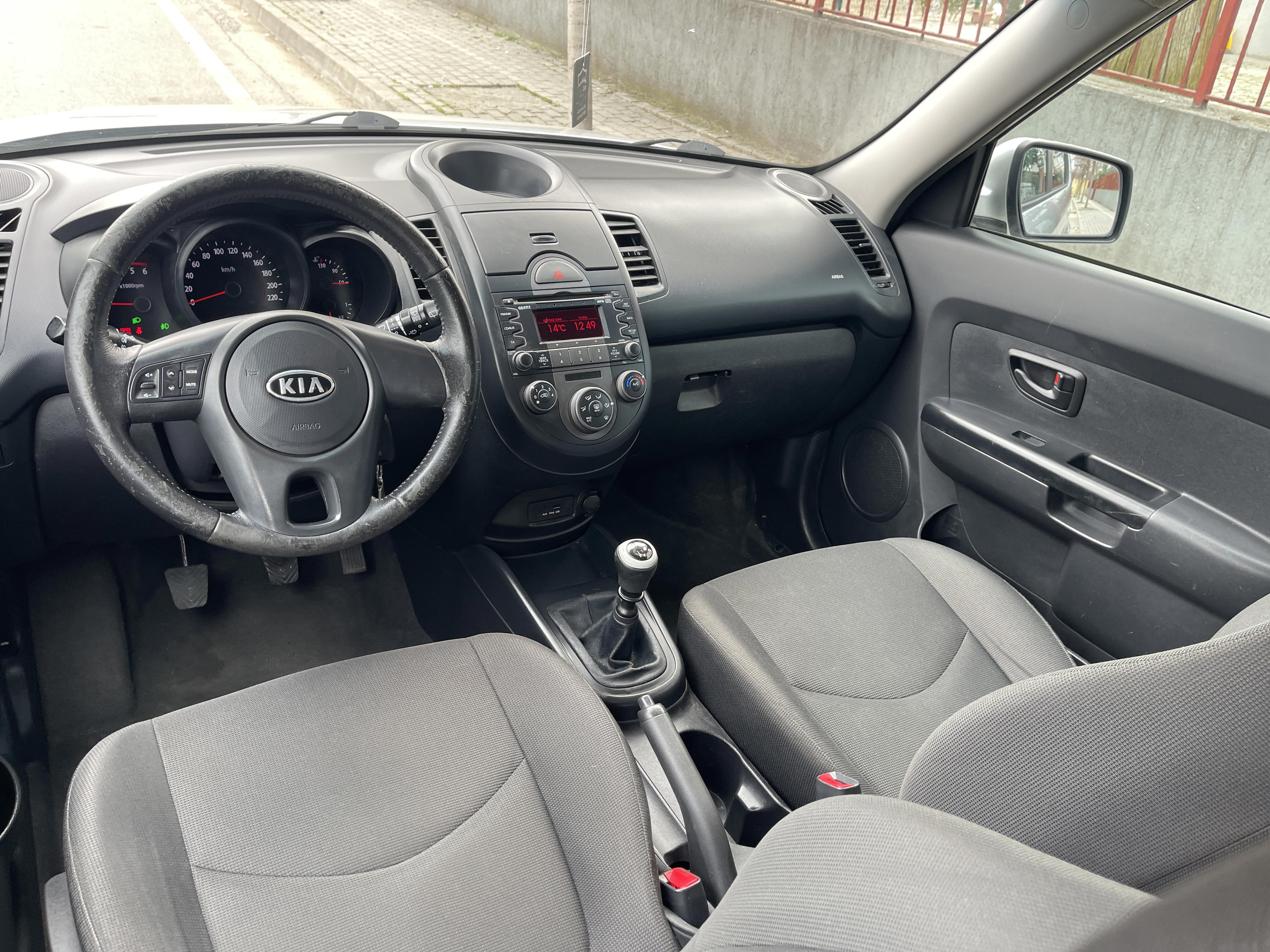 Kia Soul - side view