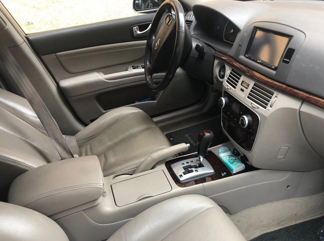 Hyundai Sonata - photo 3