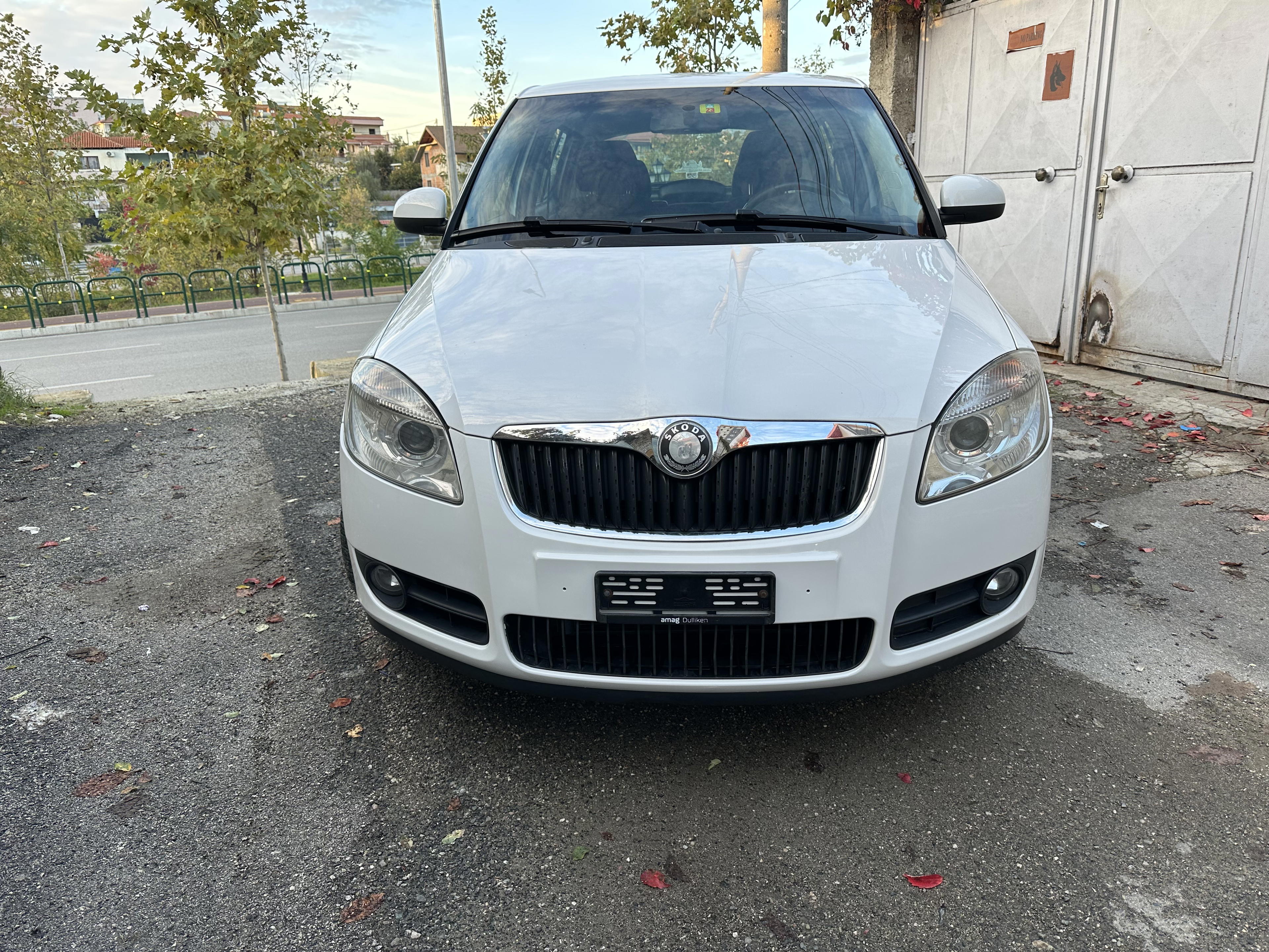 Skoda Fabia - main photo