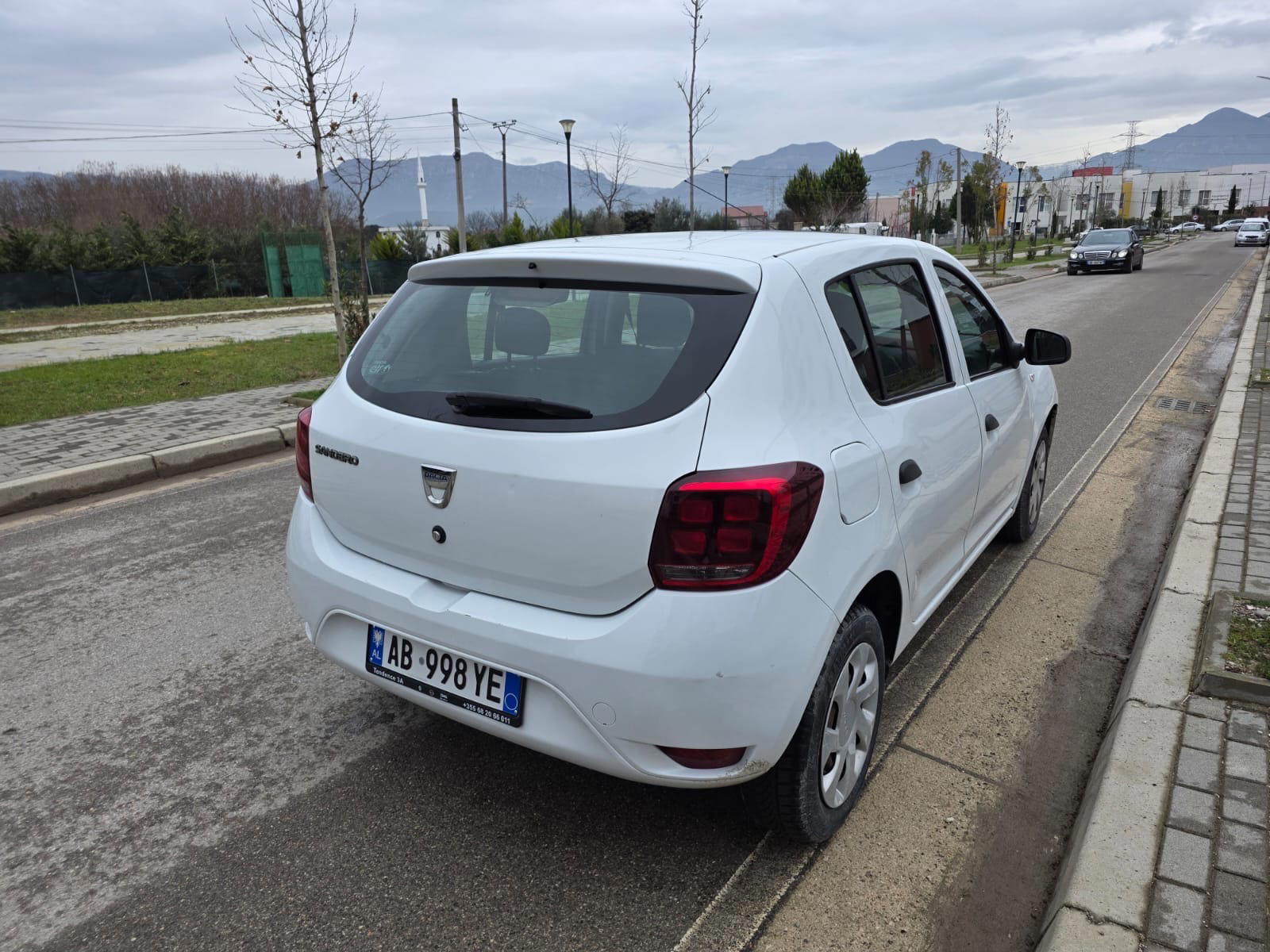 Dacia Sandero - main photo