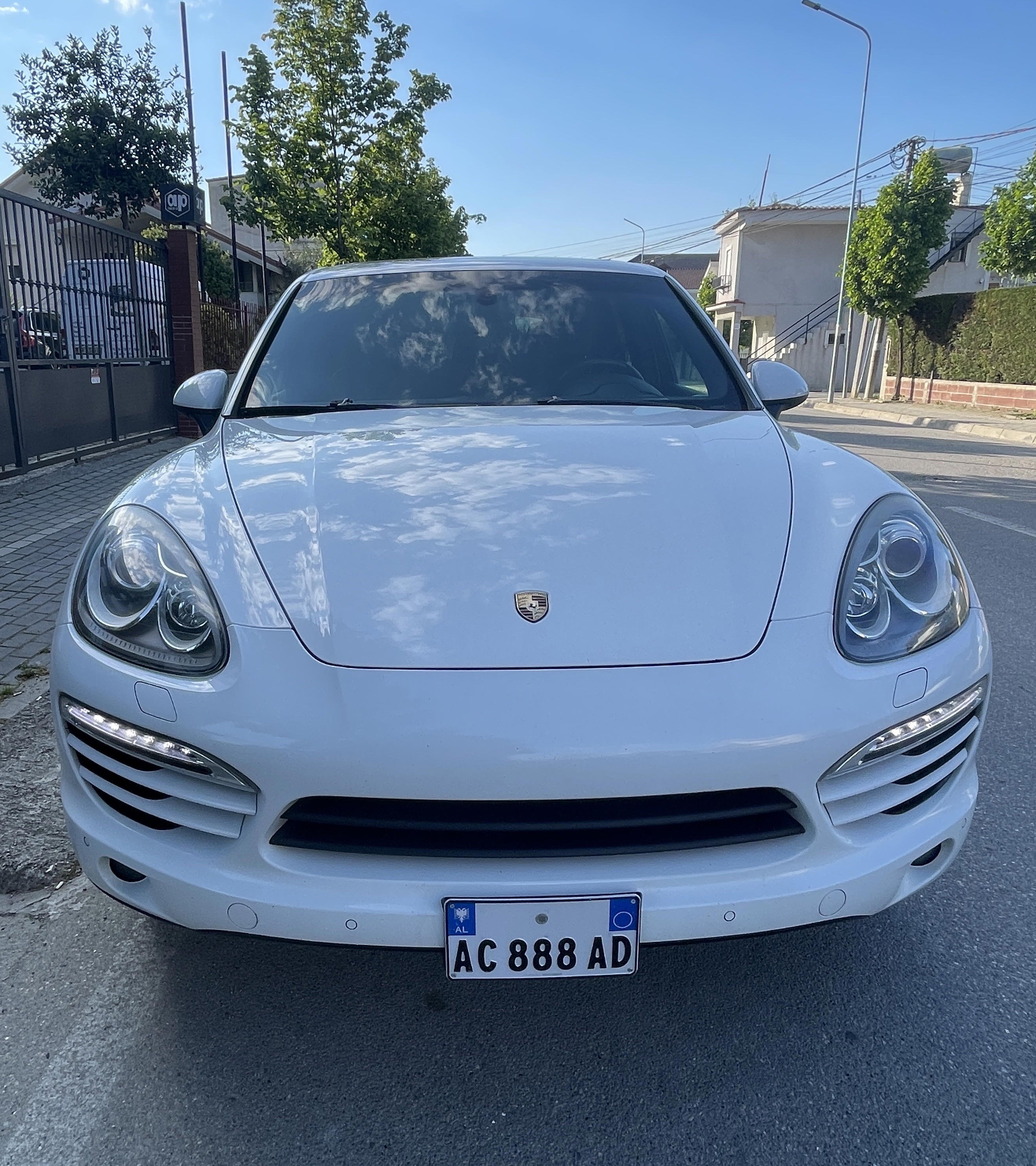 Porsche Cayenne - photo 4