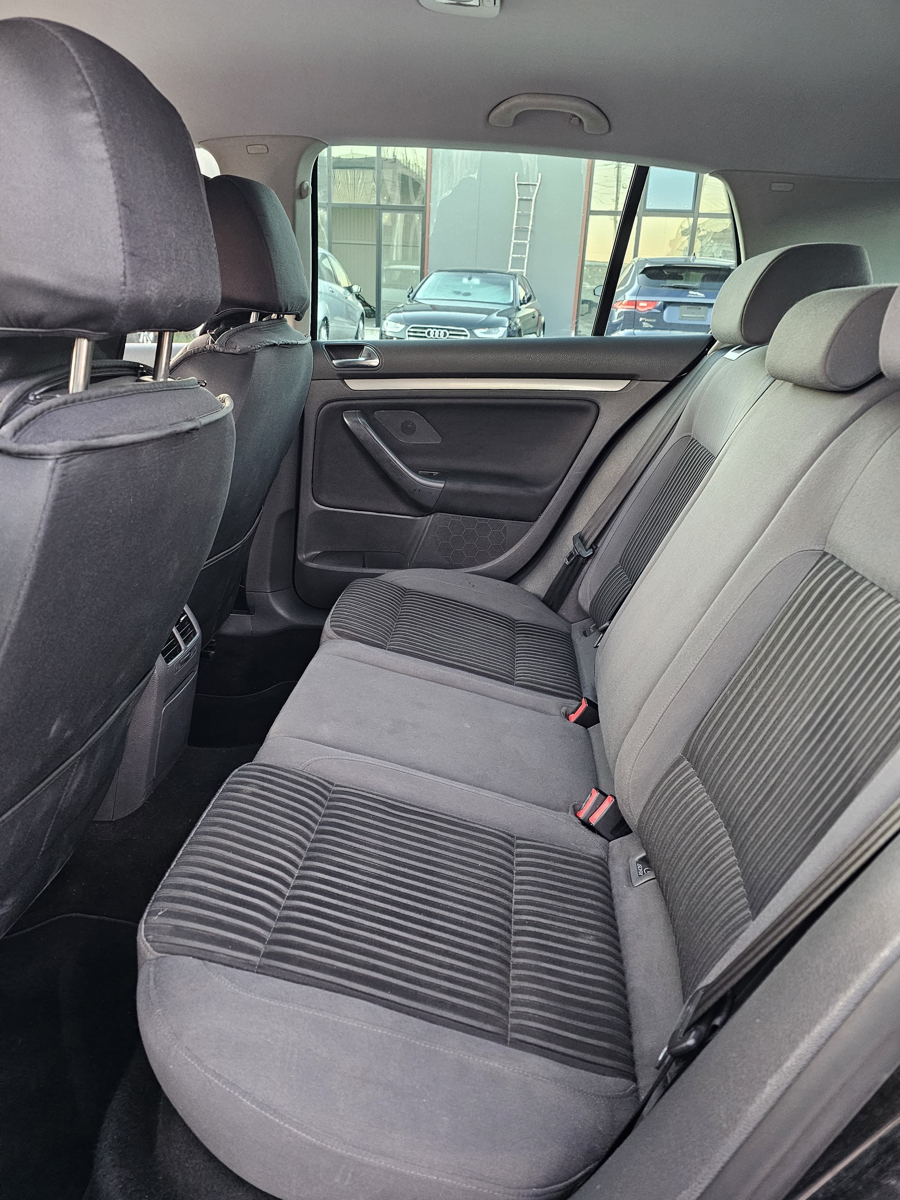 Volkswagen Golf - photo 4