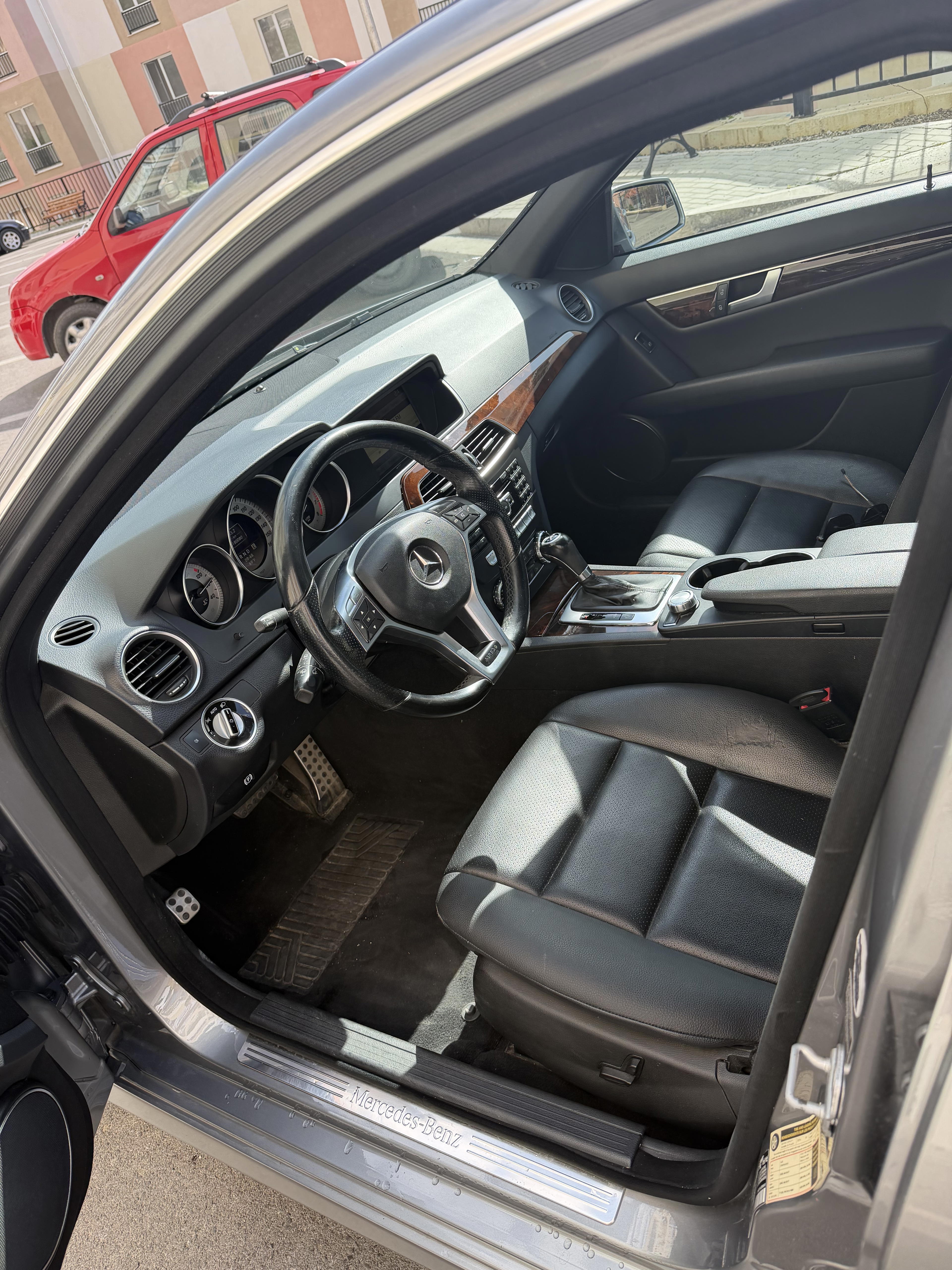 Mercedes-Benz C-Class - photo 3