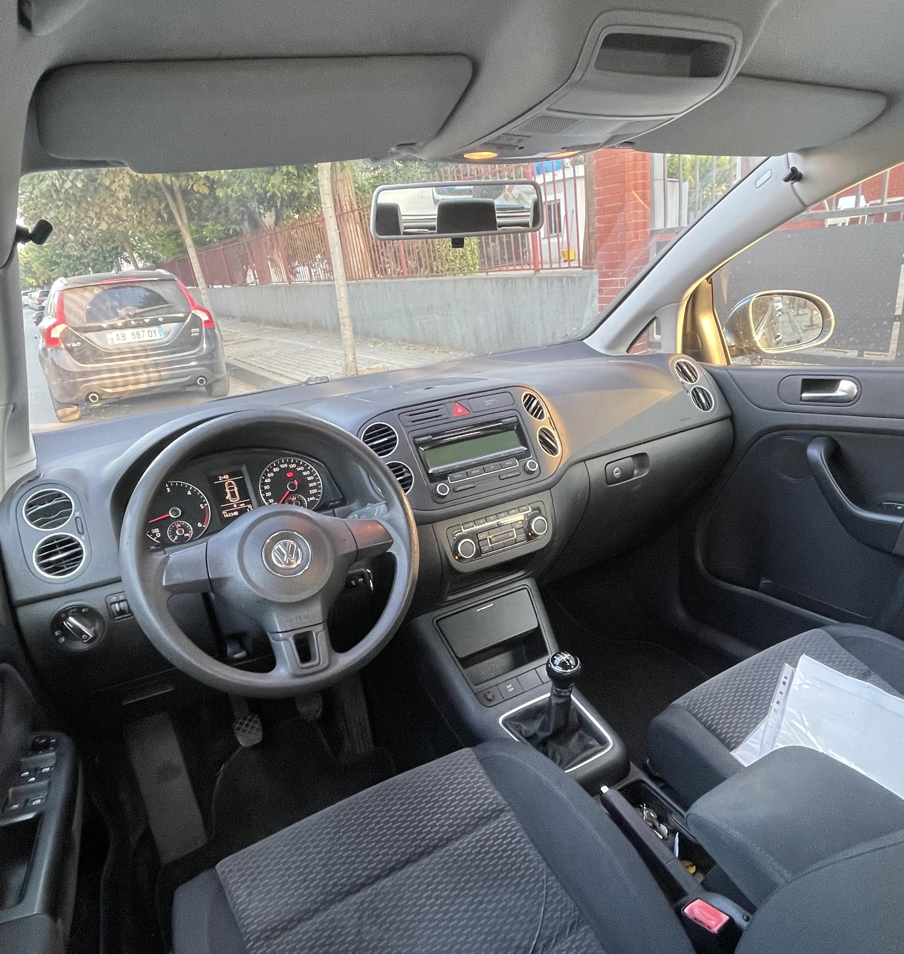 Volkswagen Golf - photo 4