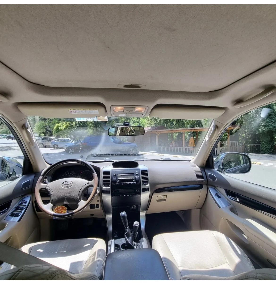 Toyota Land Cruiser - photo 3
