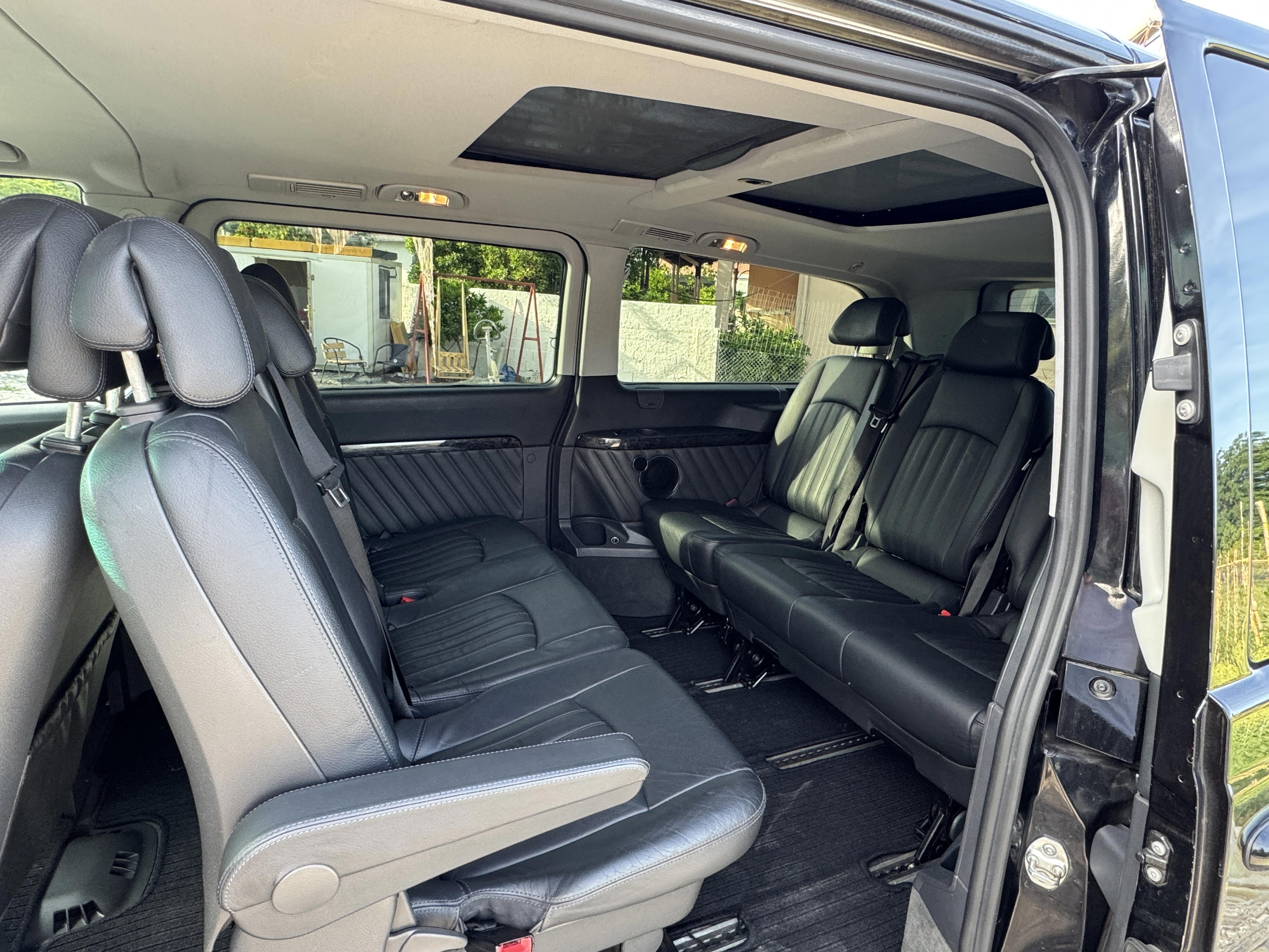 Mercedes-Benz Viano - main photo