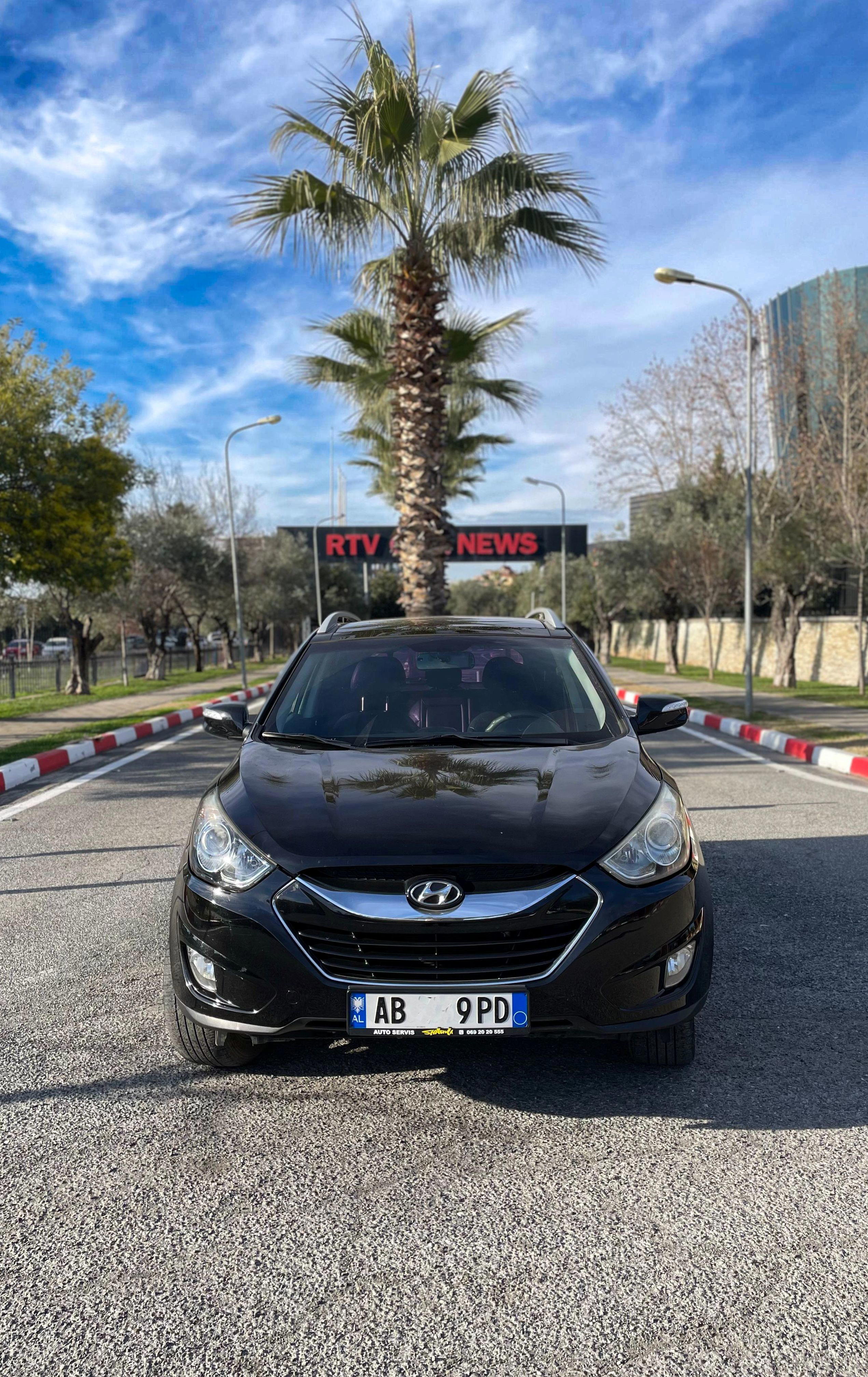 Hyundai Tucson for rent