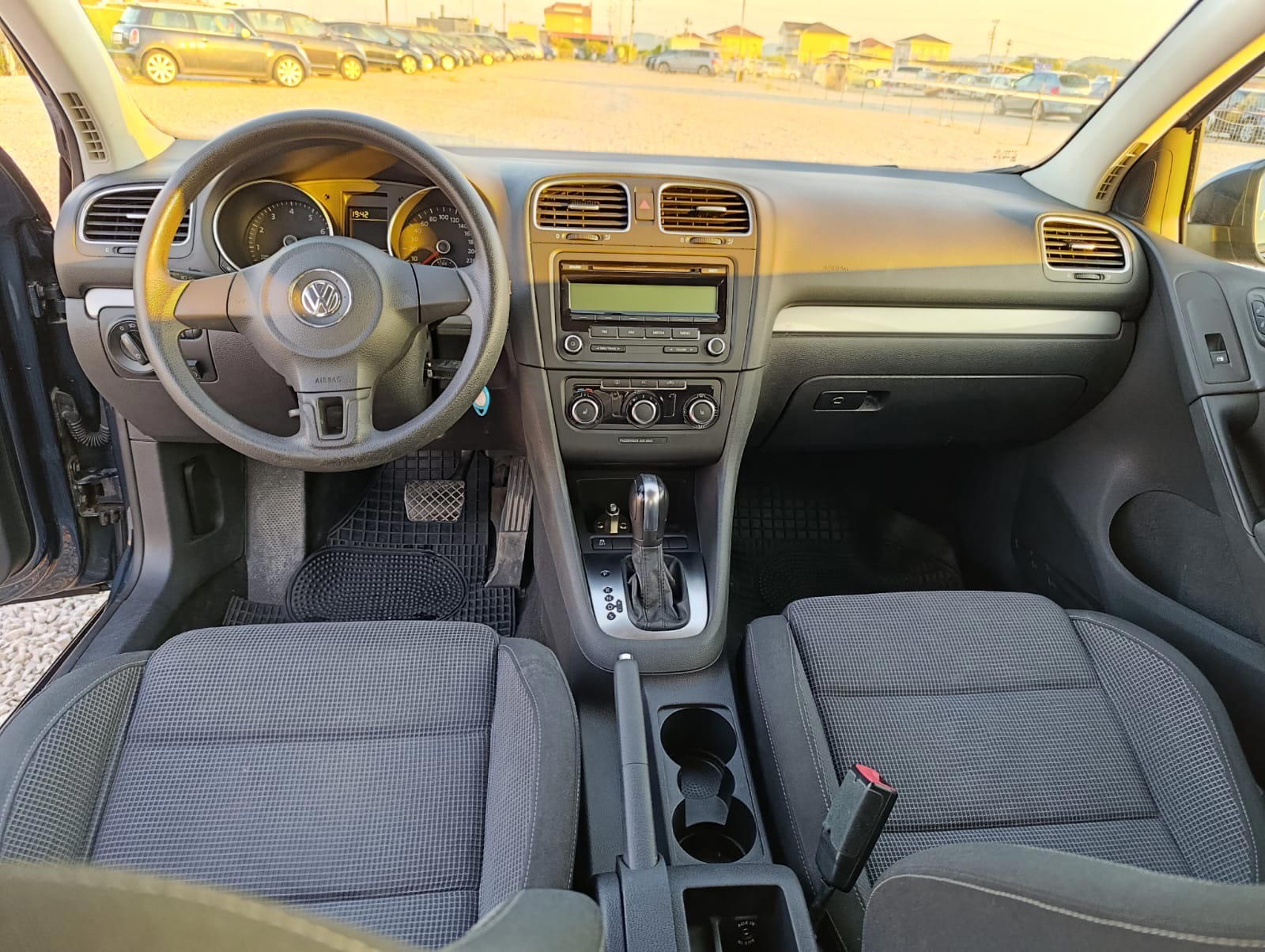 Volkswagen Golf - photo 4