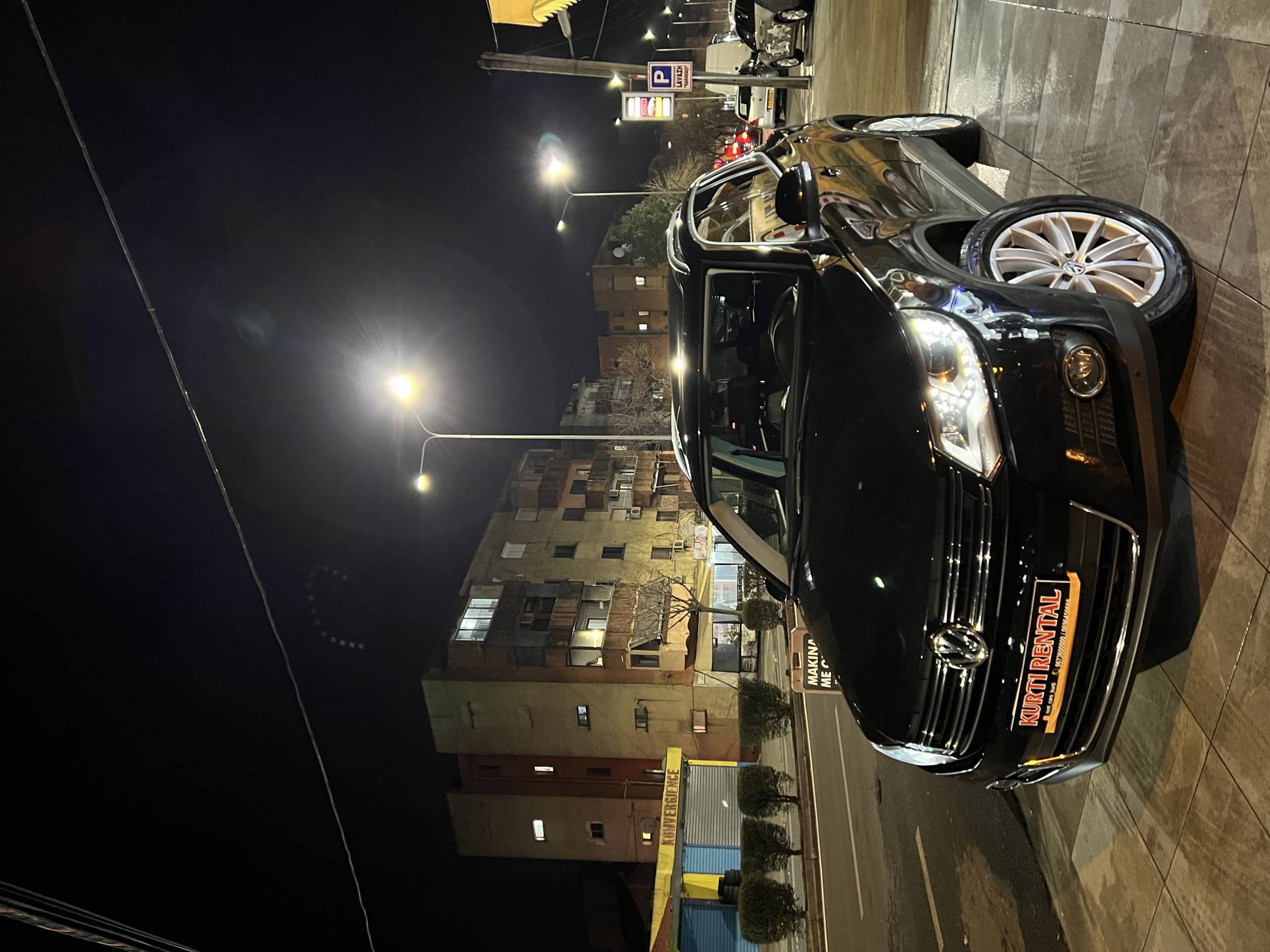 Volkswagen Tiguan - main photo