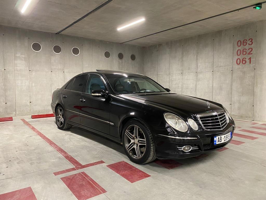 Mercedes-Benz E-Class - photo 3