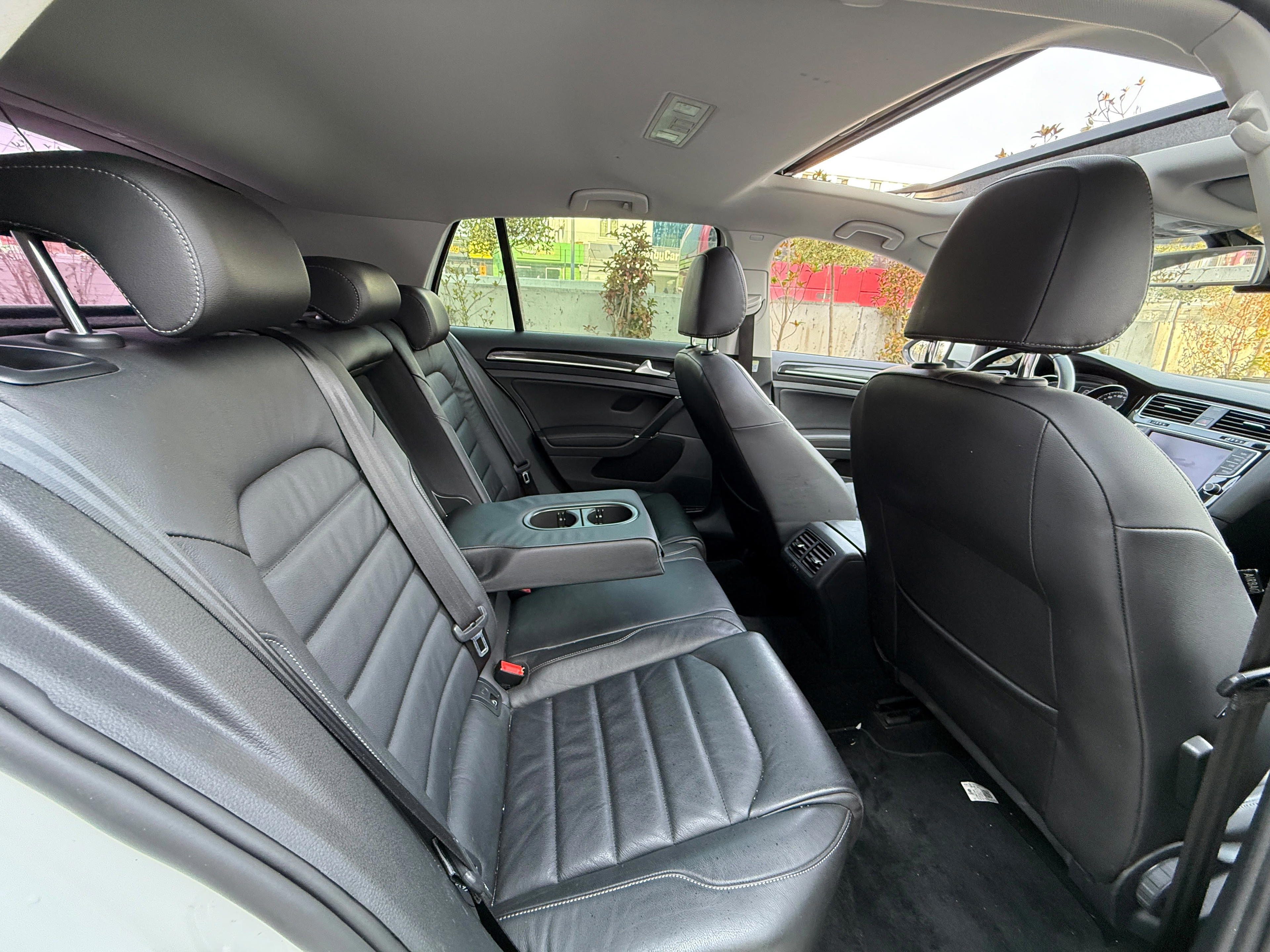 Volkswagen Golf GTD - photo 3
