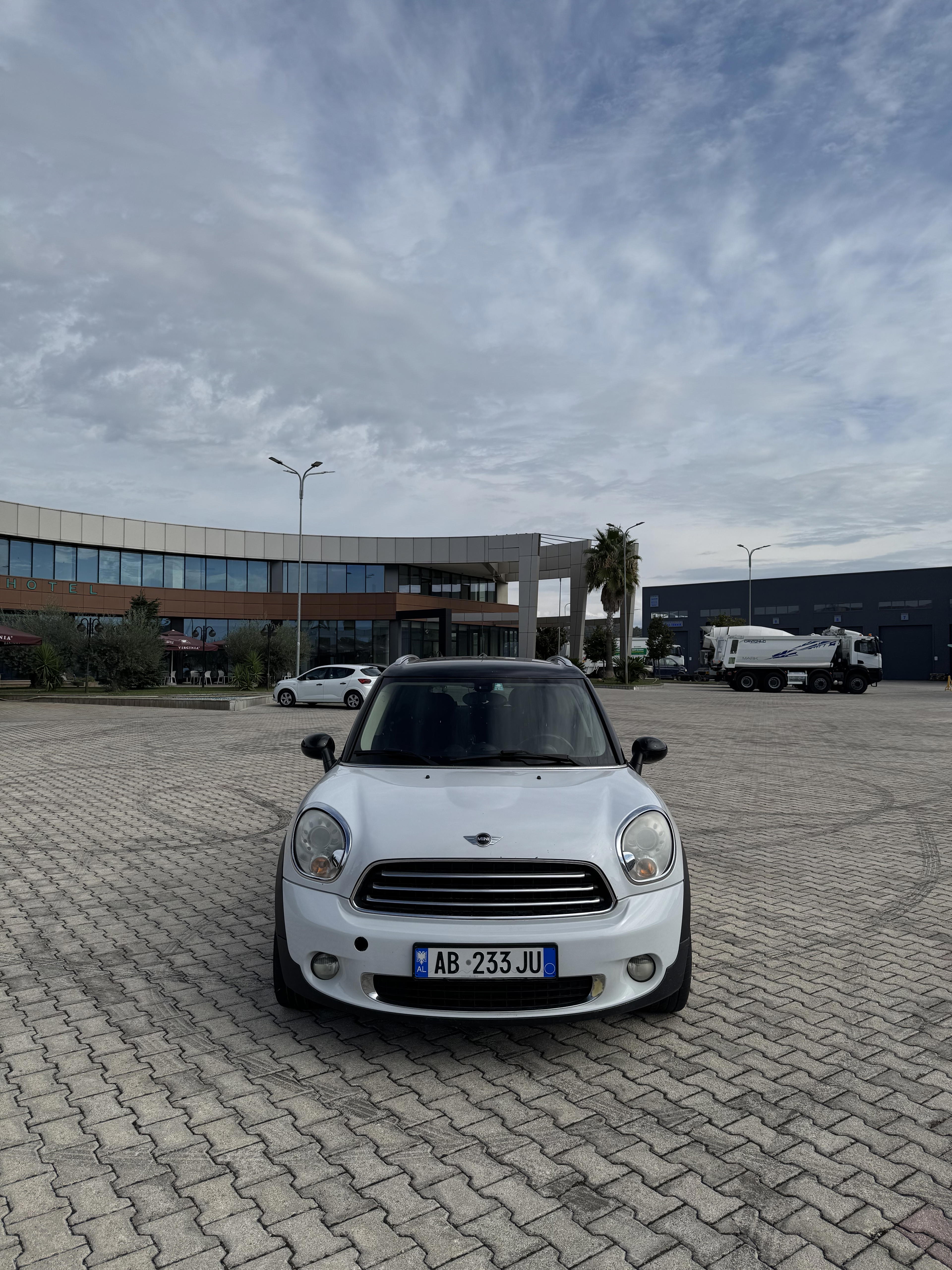 MINI Coupe for rent